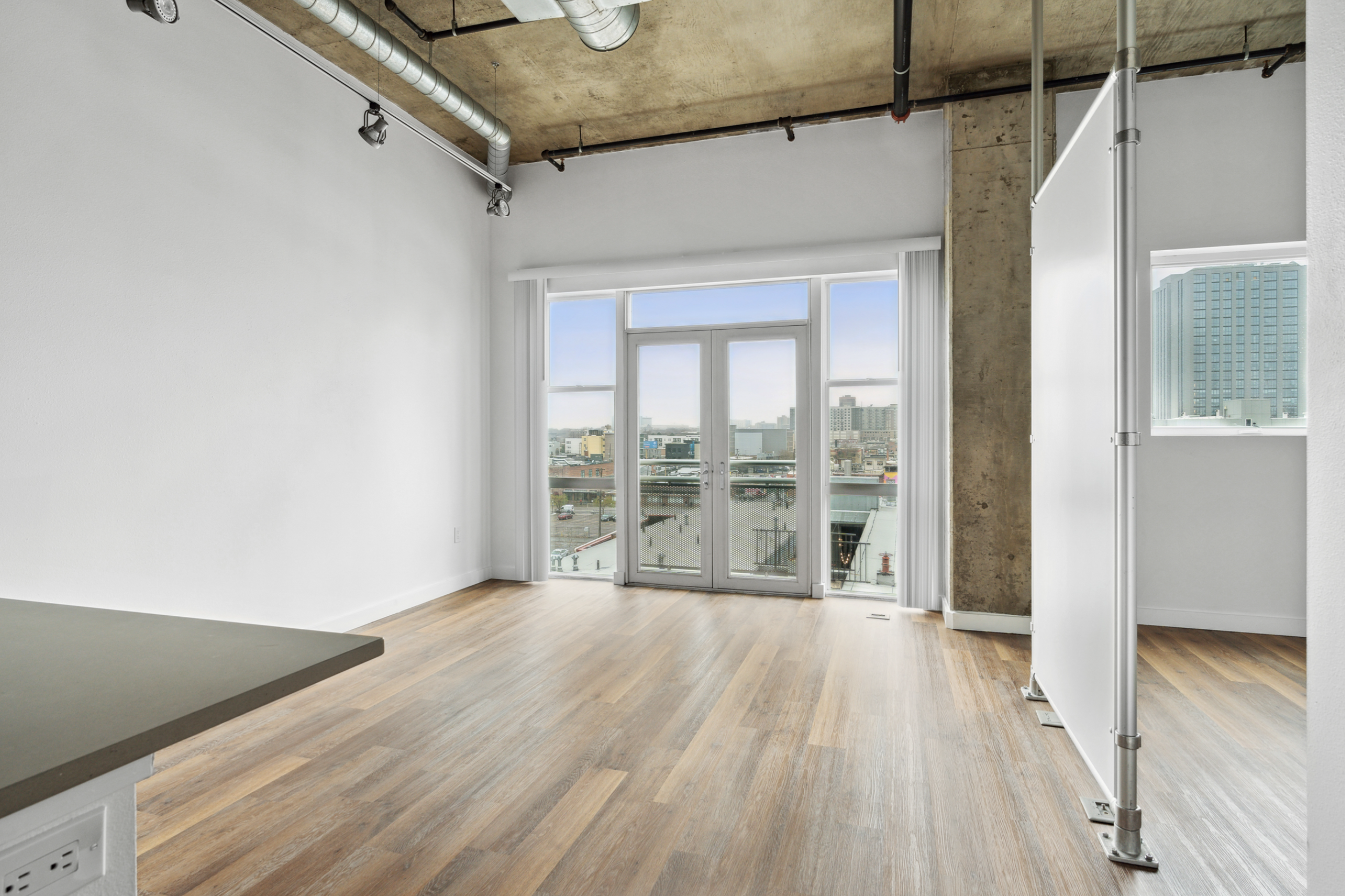 premier-loft-open-kitchen.png