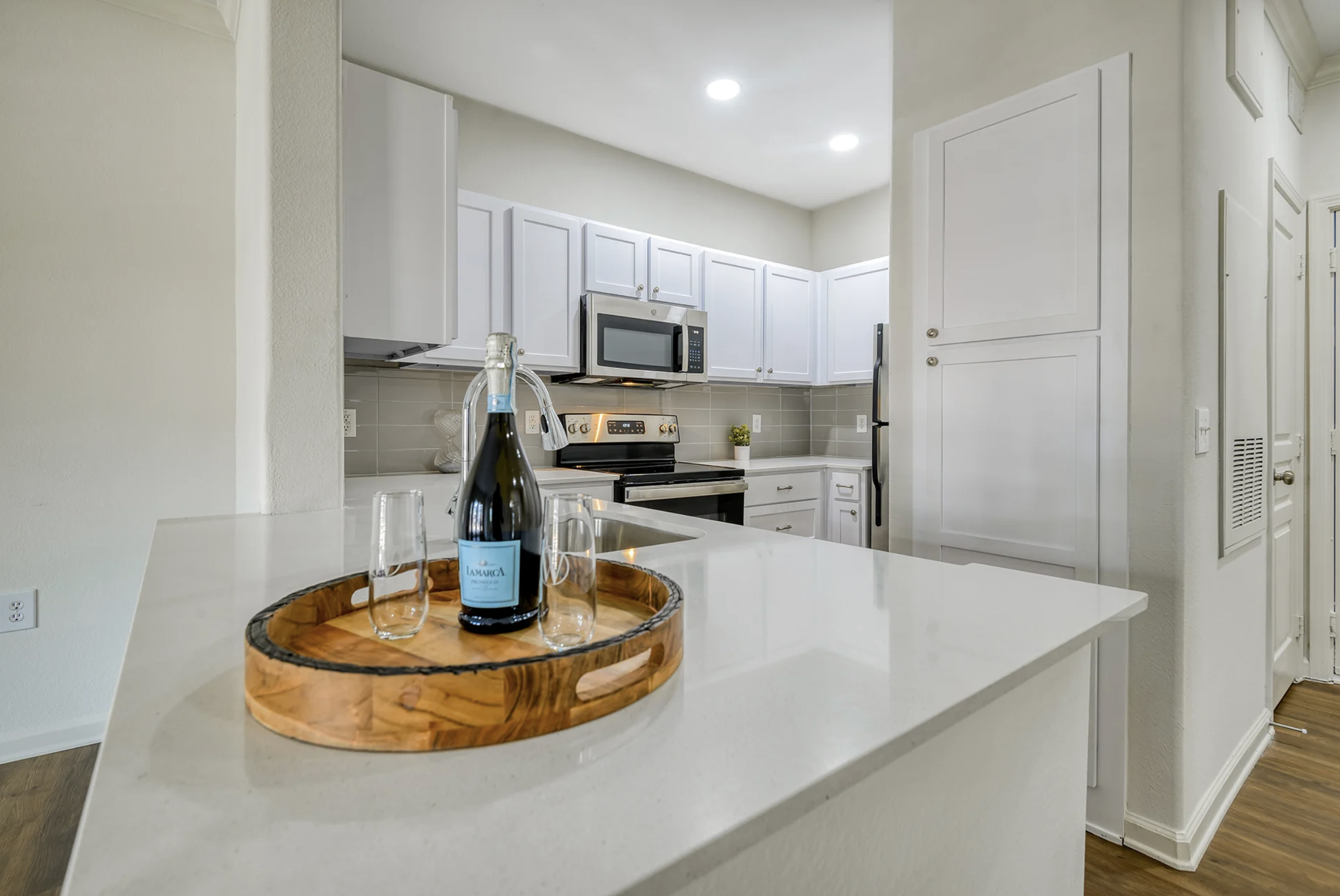 windsor-mustang-kitchen.png