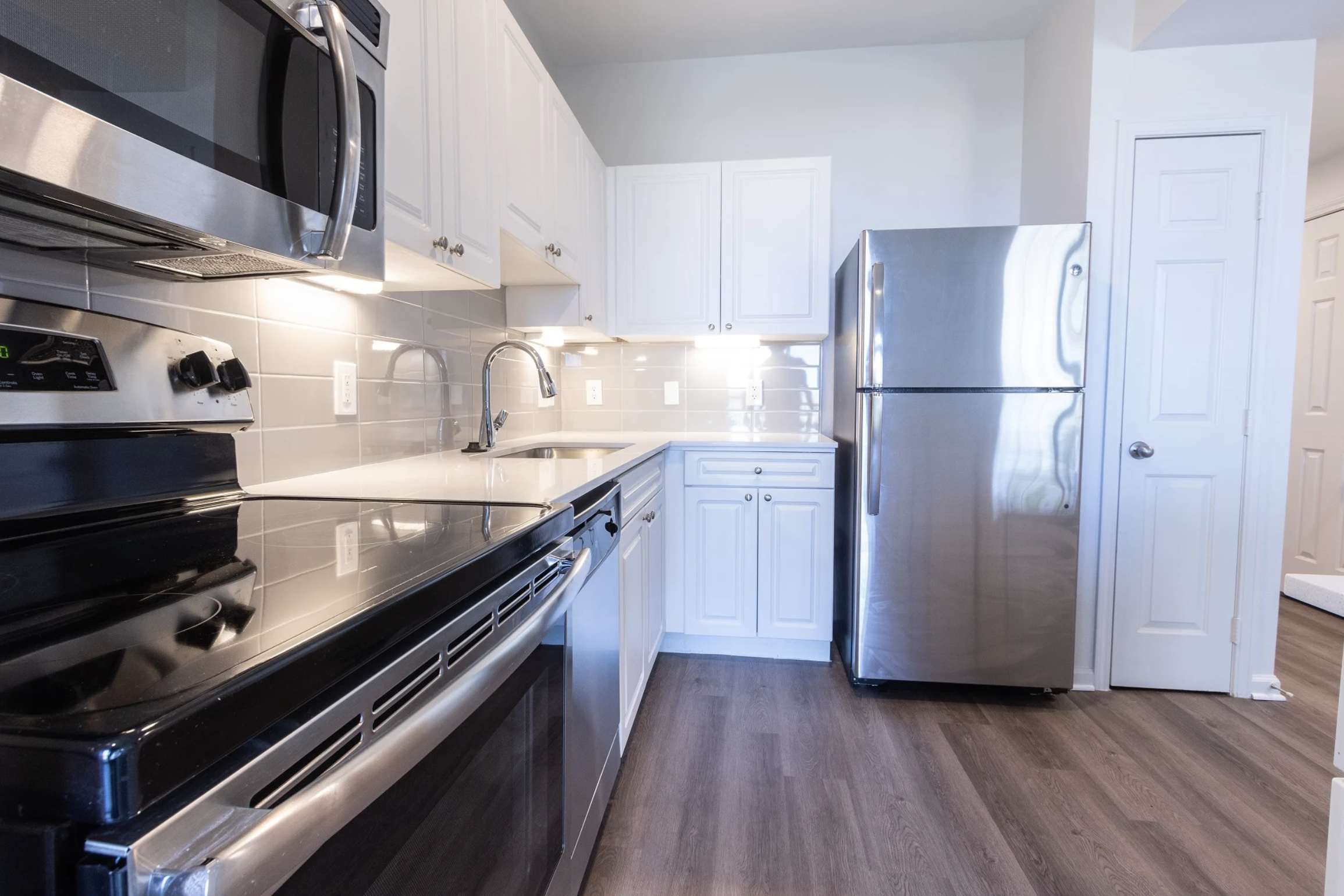 windsor-kitchen-side.png
