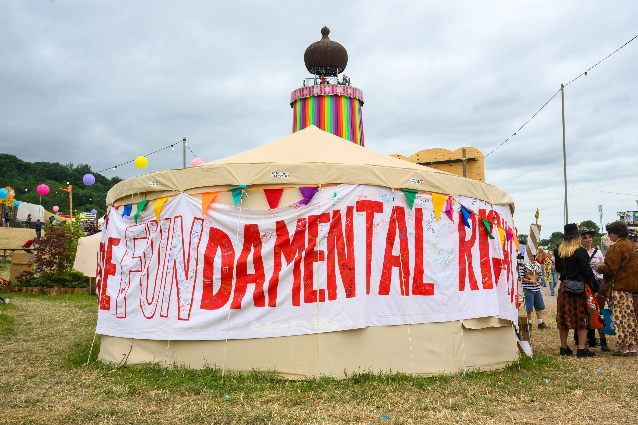 Glastonbury Festival, White Ribbon Alliance Tent, Photgraphy, Cyndi Lauper, Environmentally Sustainable Event Design, Lottie Smith.jpeg