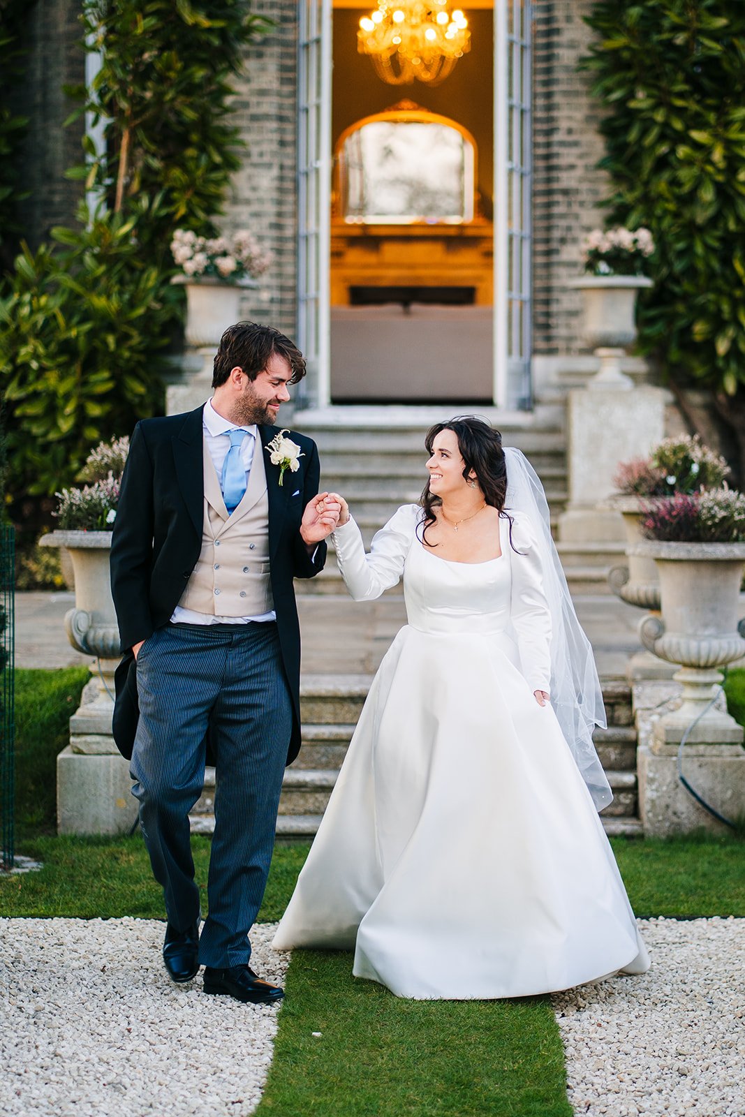 Sam & Ellie - Colour-1343.jpg