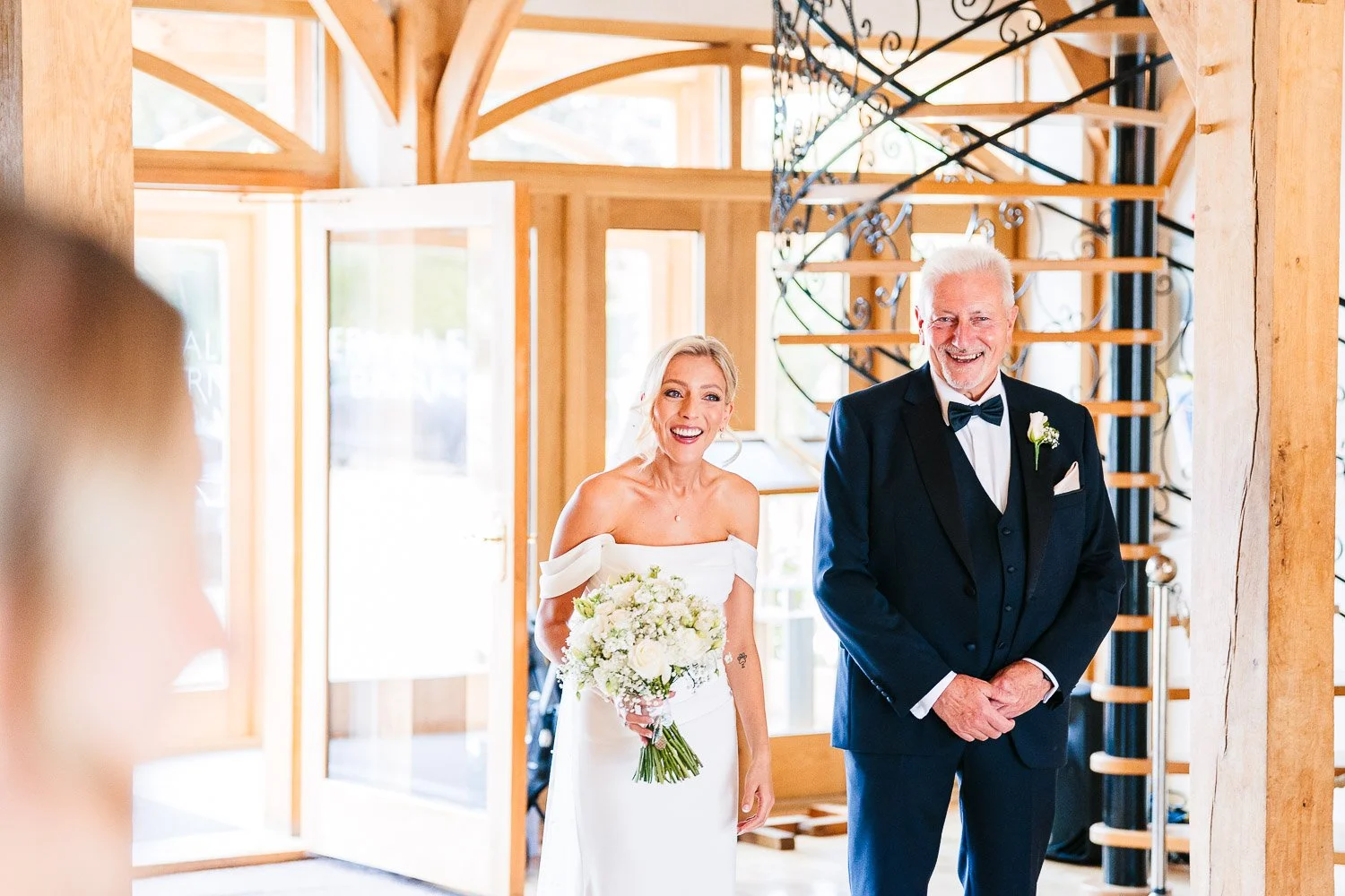 rivervale-barn-berkshire-bride-and-father.jpg