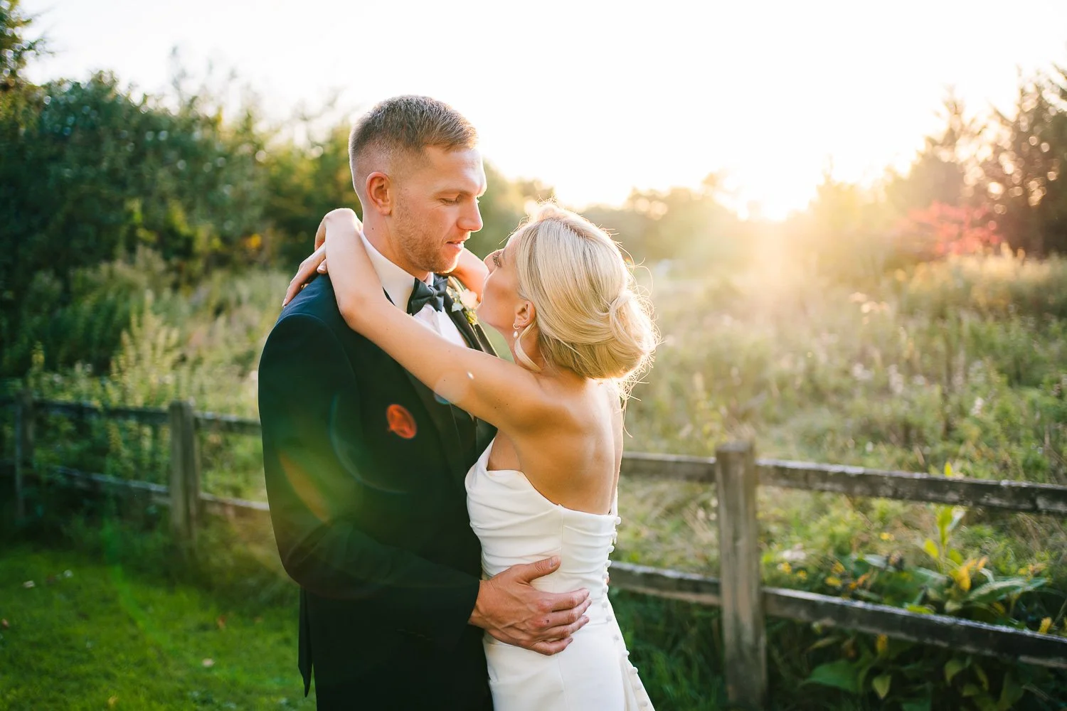 rivervale-barn-berkshire-wedding-couple-dancing-at-sunset.jpg