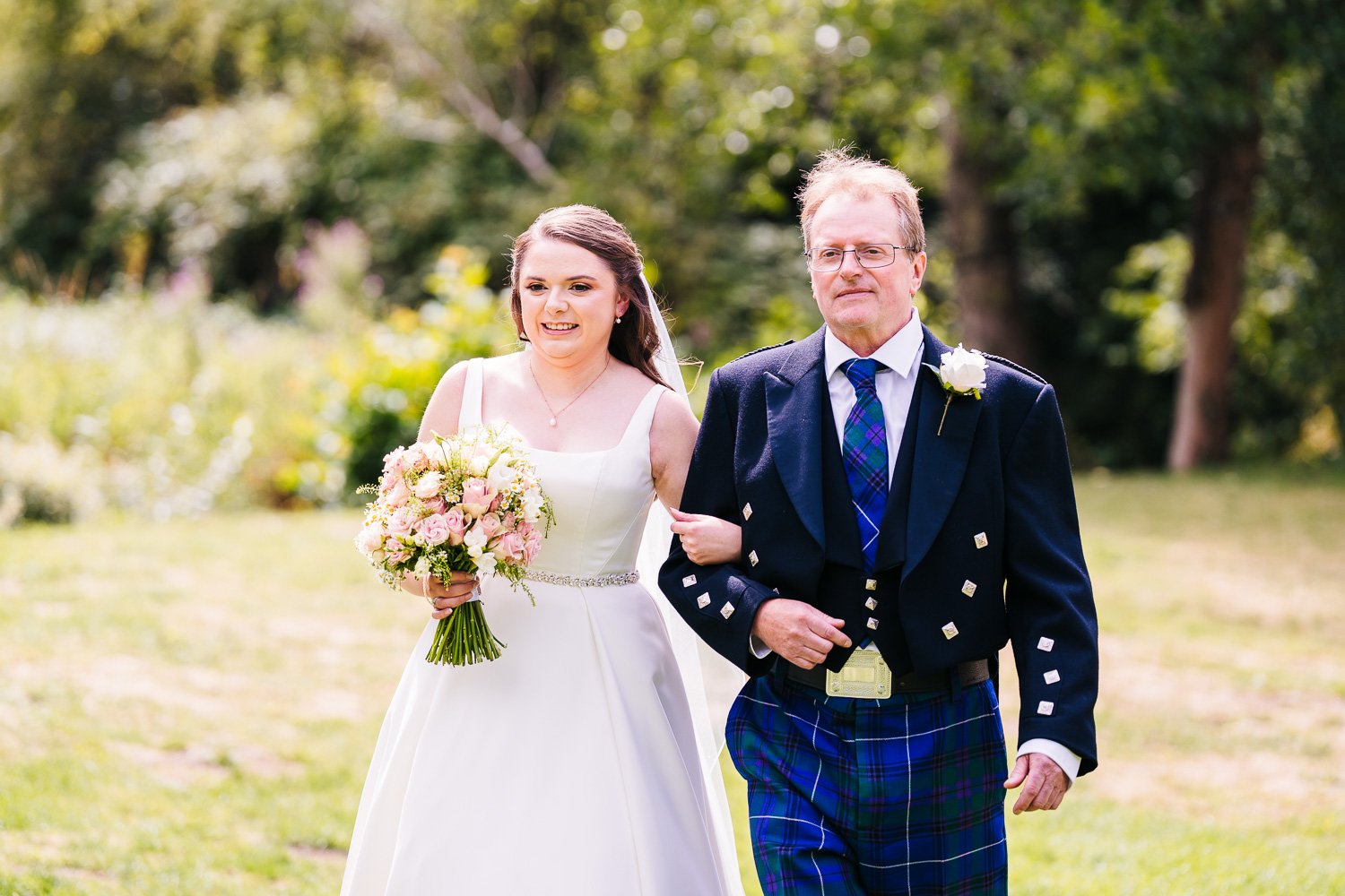 hampshire-wedding-bride-and-father-walking-down-the-aisle.jpg