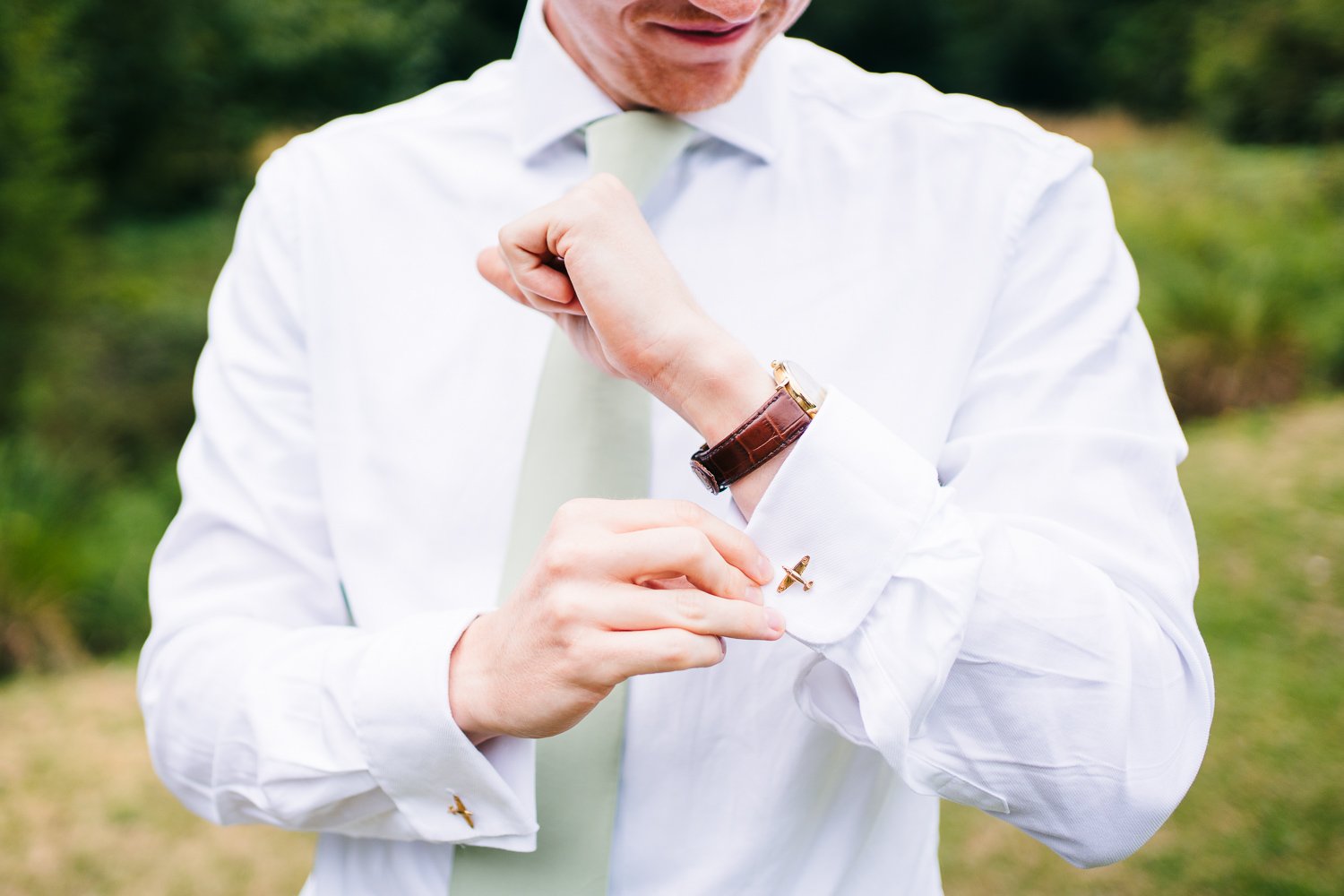 bartons-mill-wedding-groom-prep.jpg