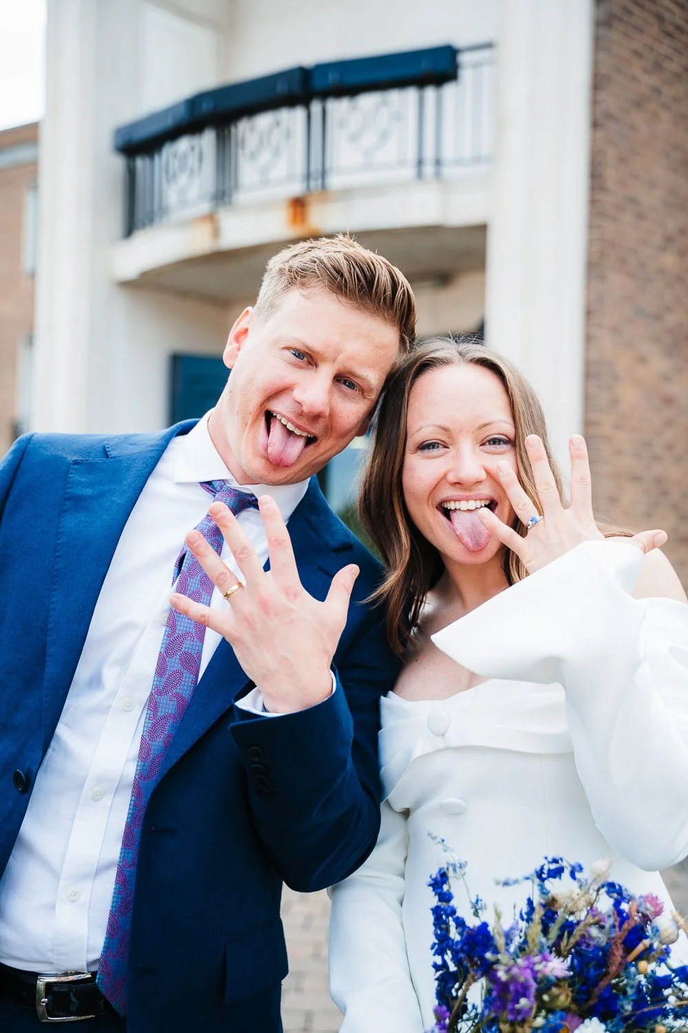 maidenhead-registry-office-wedding-bride-and-groom-showing-off-rings.jpg