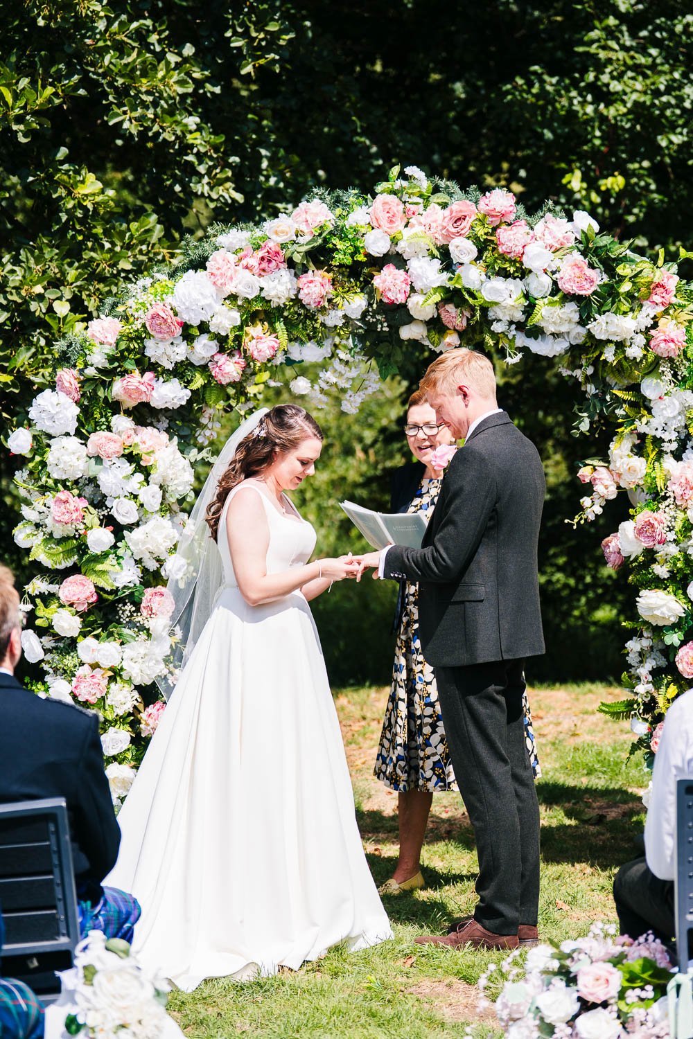hampshire-wedding-exchange-of-ring.jpg