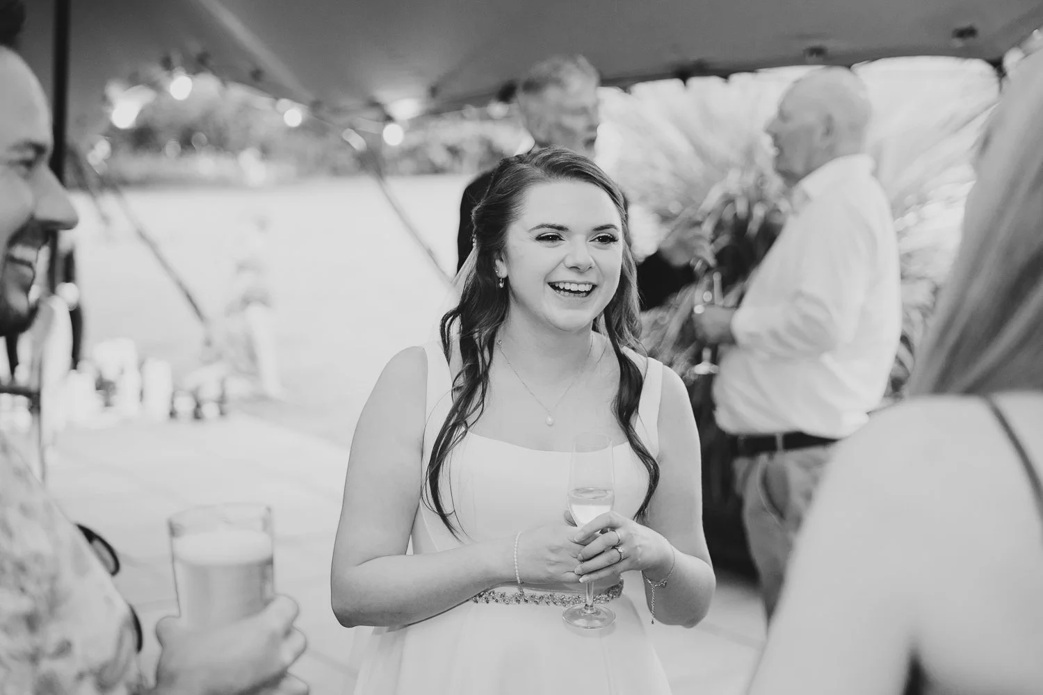 hampshire-wedding-bride-laughing-candid.jpg