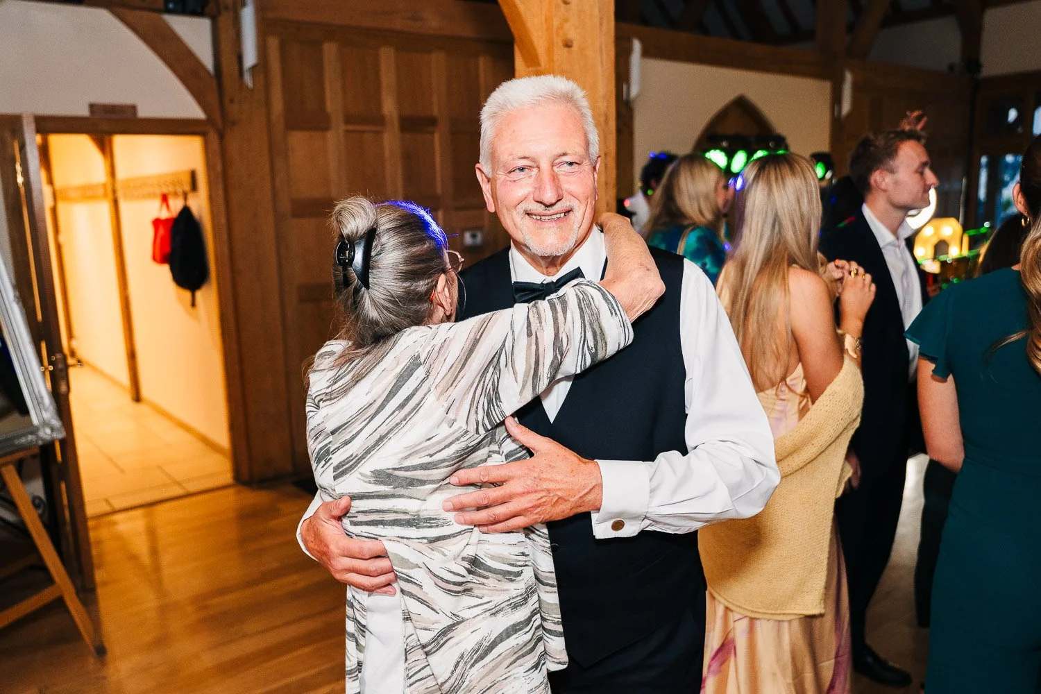 berkshire-wedding-father-of-the-bride-dancing.jpg