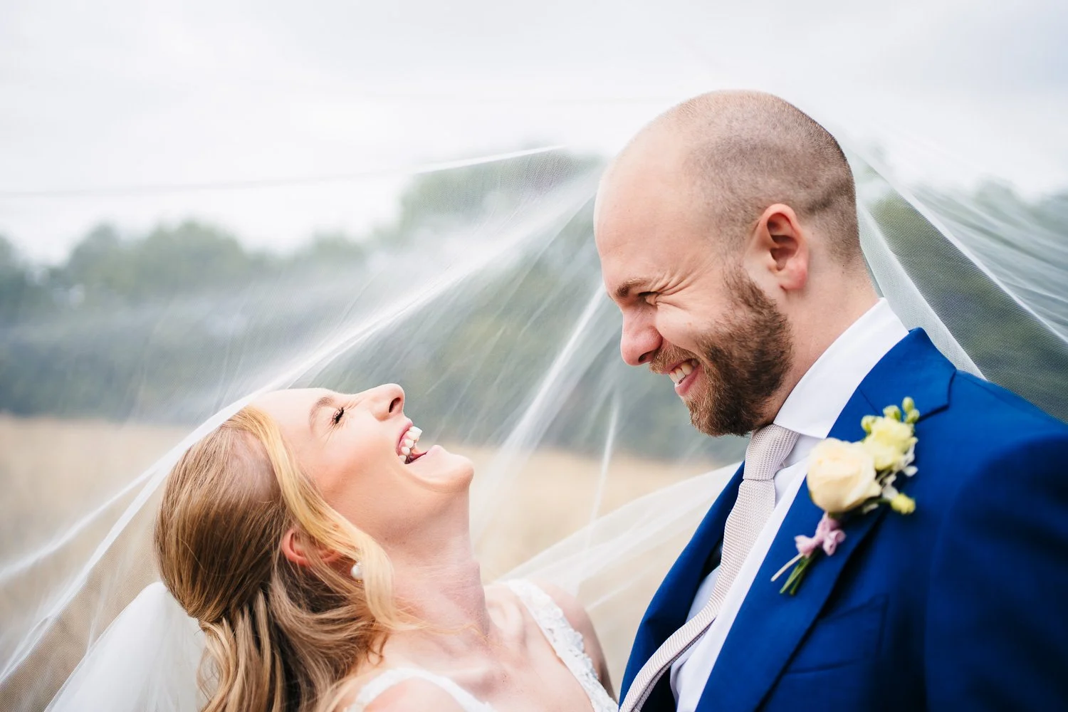 lillbrooke-wedding-laughing-bride-groome.jpg