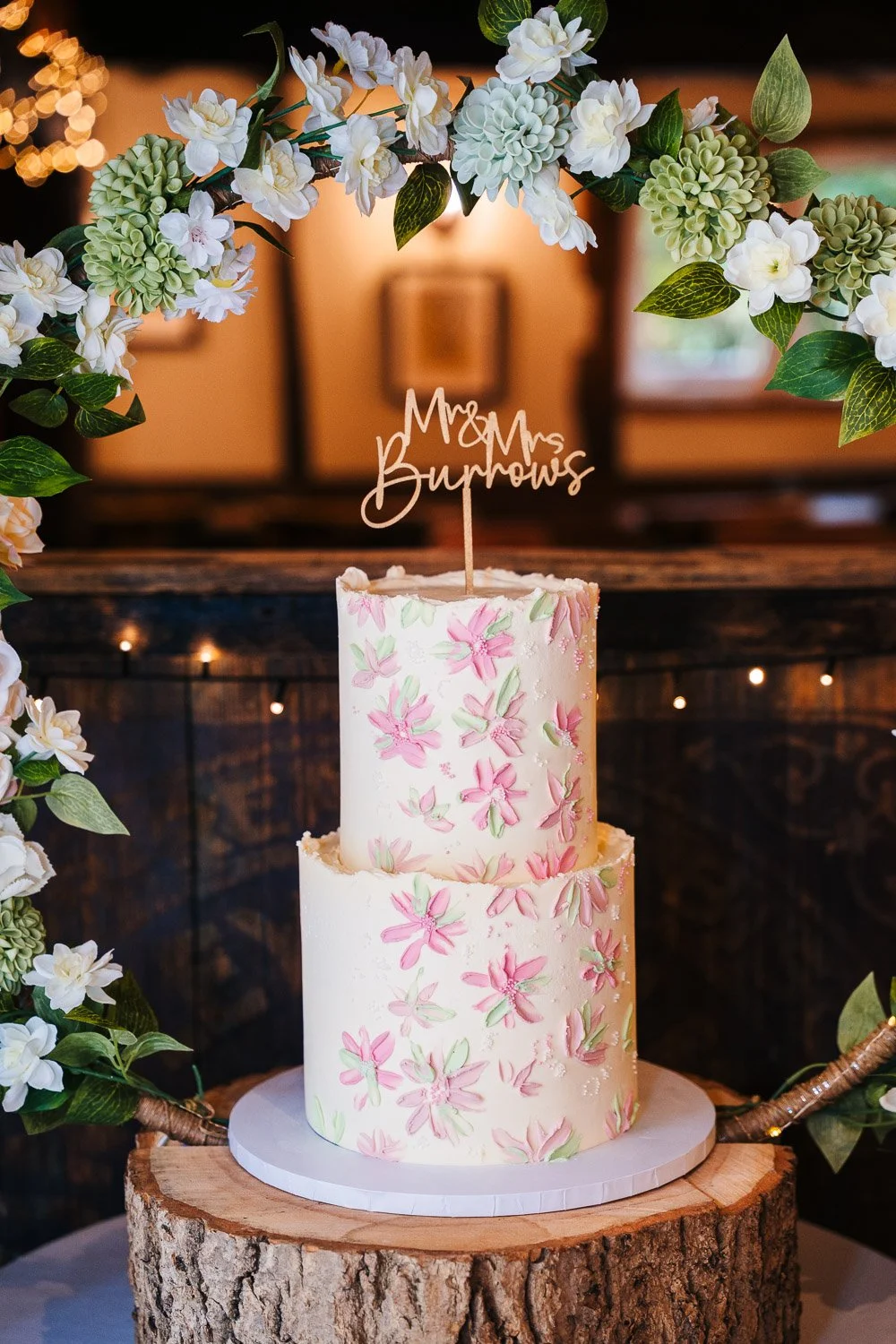 bartons-mill-wedding-cake.jpg