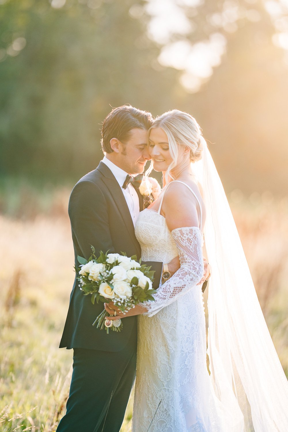 sunset-moment-for-couple-at-northbrook-park.jpg
