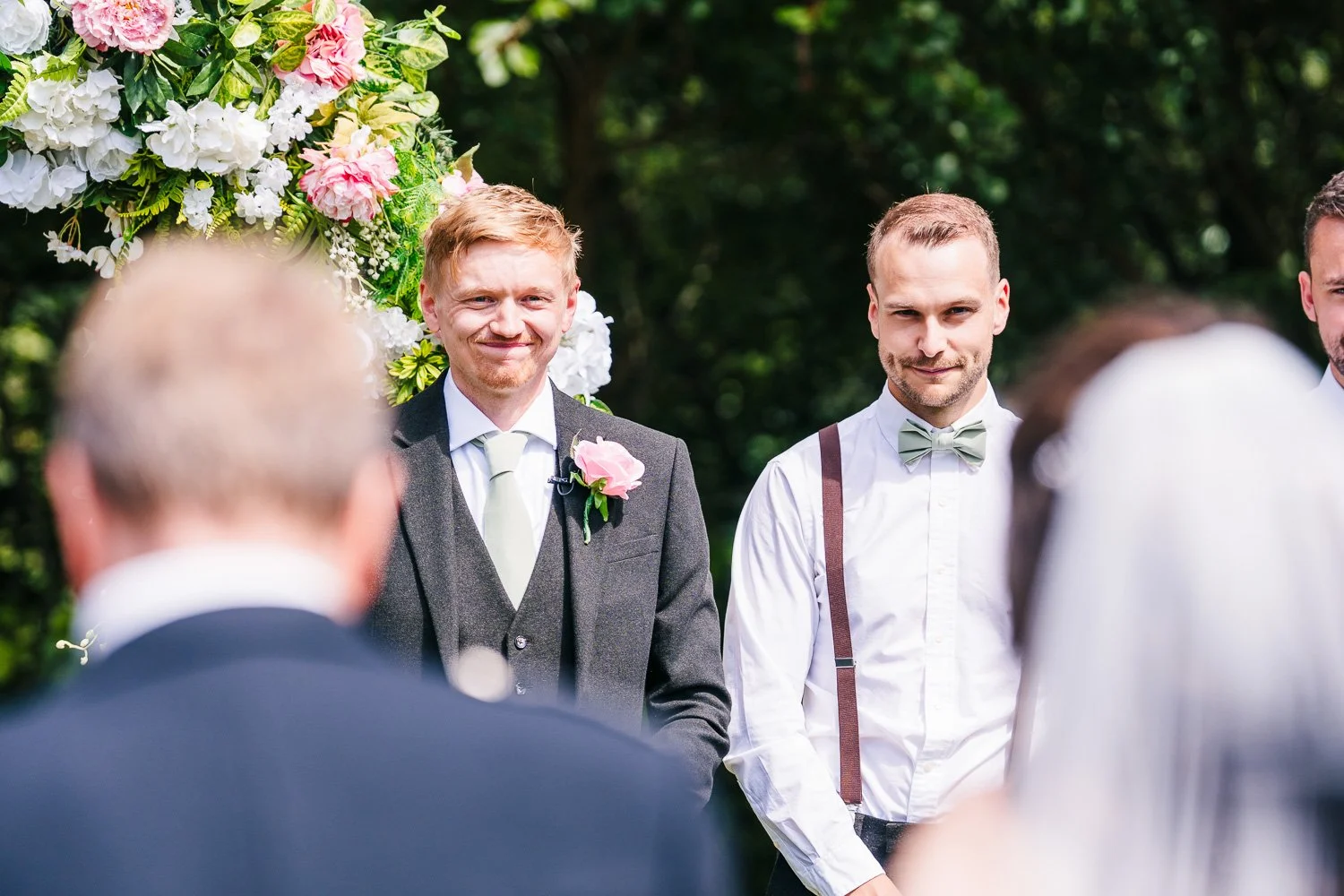 hampshire-wedding-groom-reaction.jpg