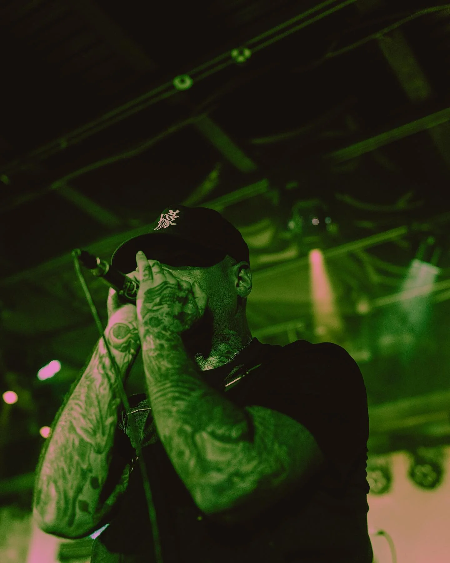 This weekend with @t_r_e_n_c_h was incredible. Thank you to @newgroundbooking_ @armandoxhardbody and everyone who helps with @wildrosehardcorefest for putting on a great show.

Huge shout out and much respect to @madballnyc @bigb585 @mike_gurnari @mi