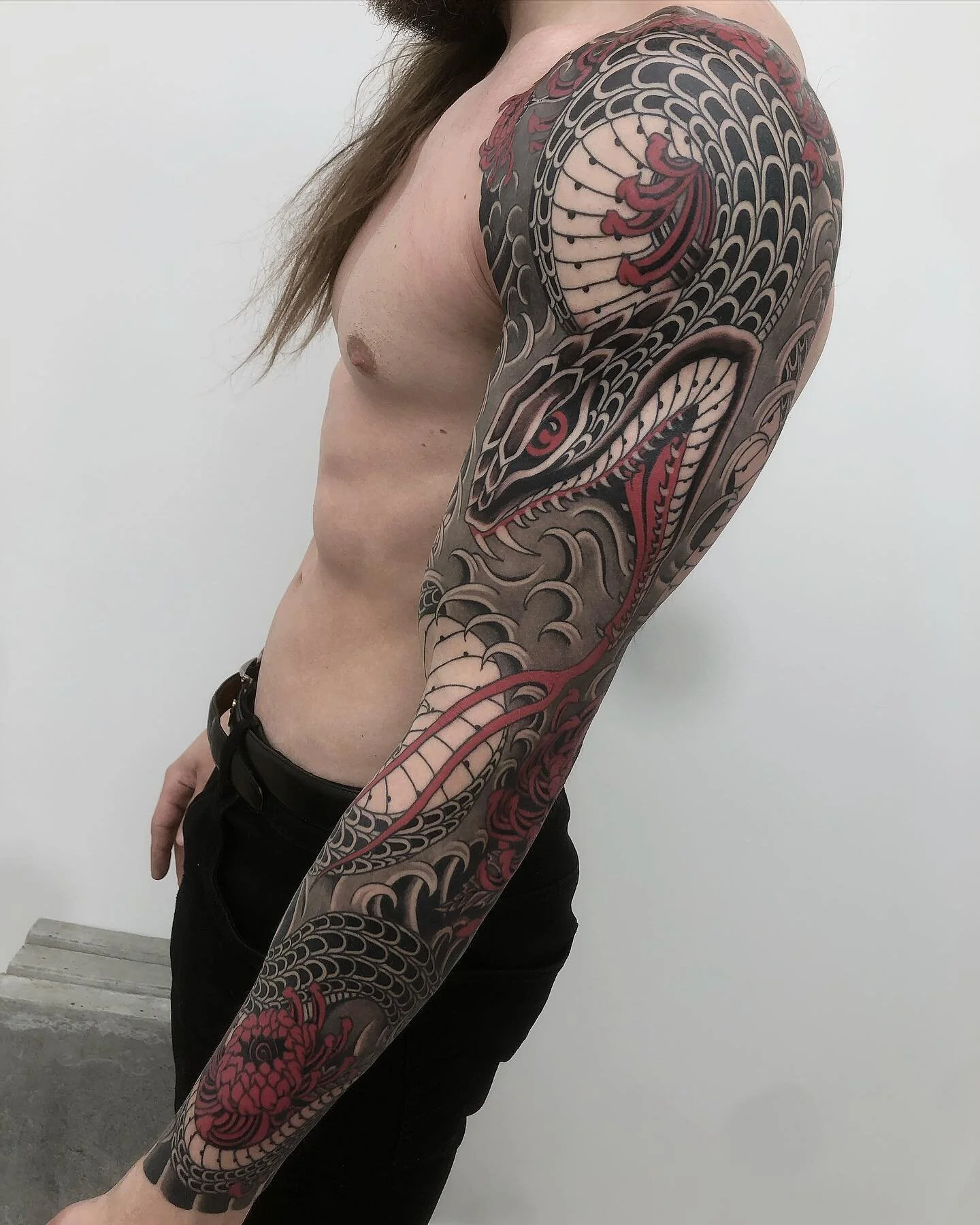 Snake and water sleeve complete for @alkove.wav. Thanks again for the trust and good times. One of my favorite projects to date! ⬛️🟥 @theburrowyyc