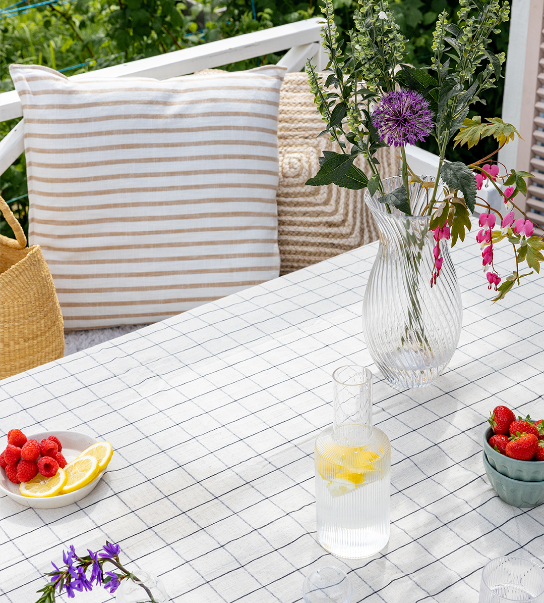 Stailaus, juhannuskattaus, mökkisuunnittelu