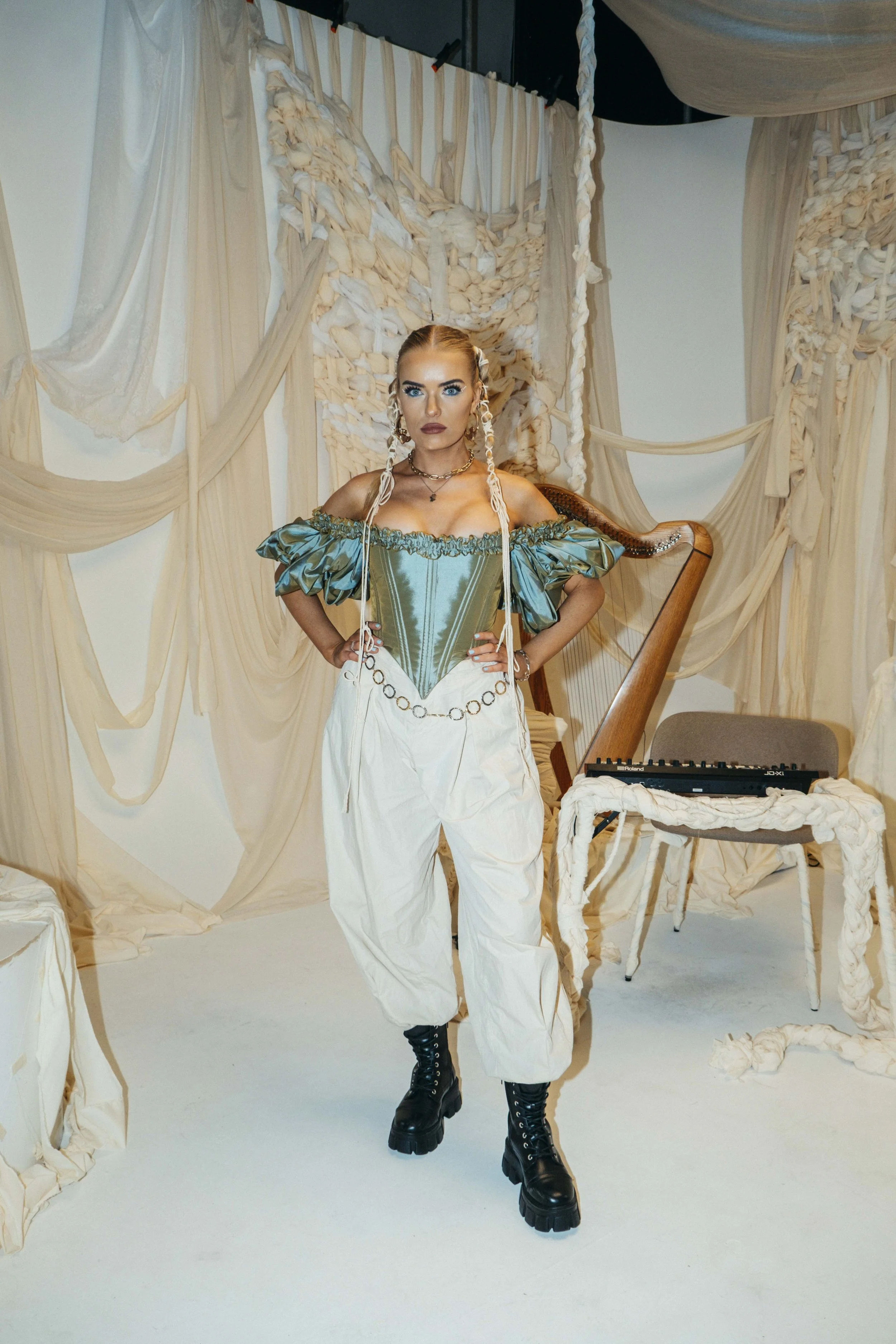 BIIRD LIVE 1_898.JPG