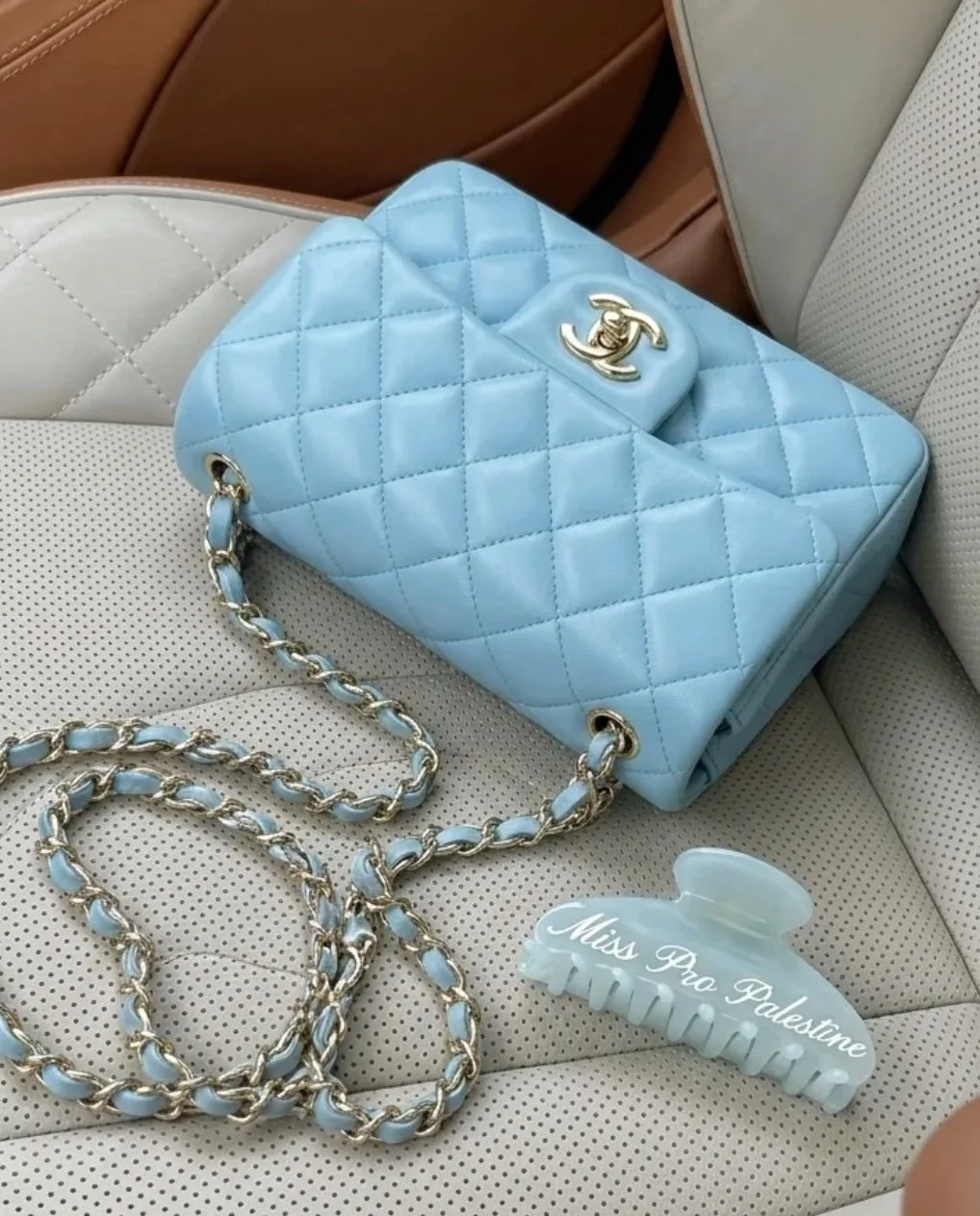Olive Levantea x Maria Guardiola Hair Claw Vanity Set - Blue