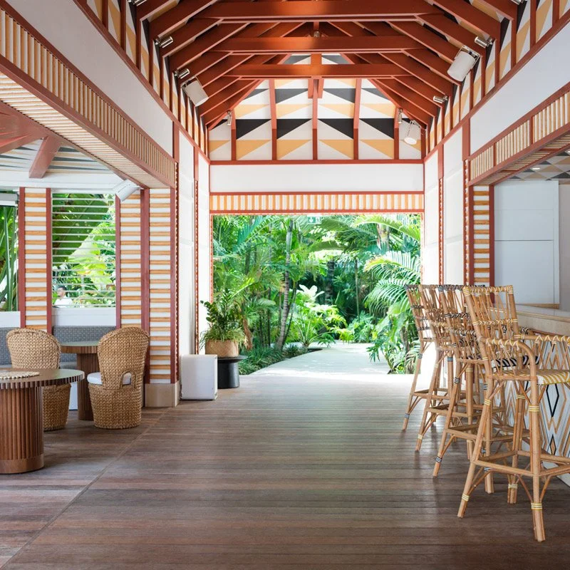 cheval-blanc-st-barth-hotel-la-cabane-bar.jpg