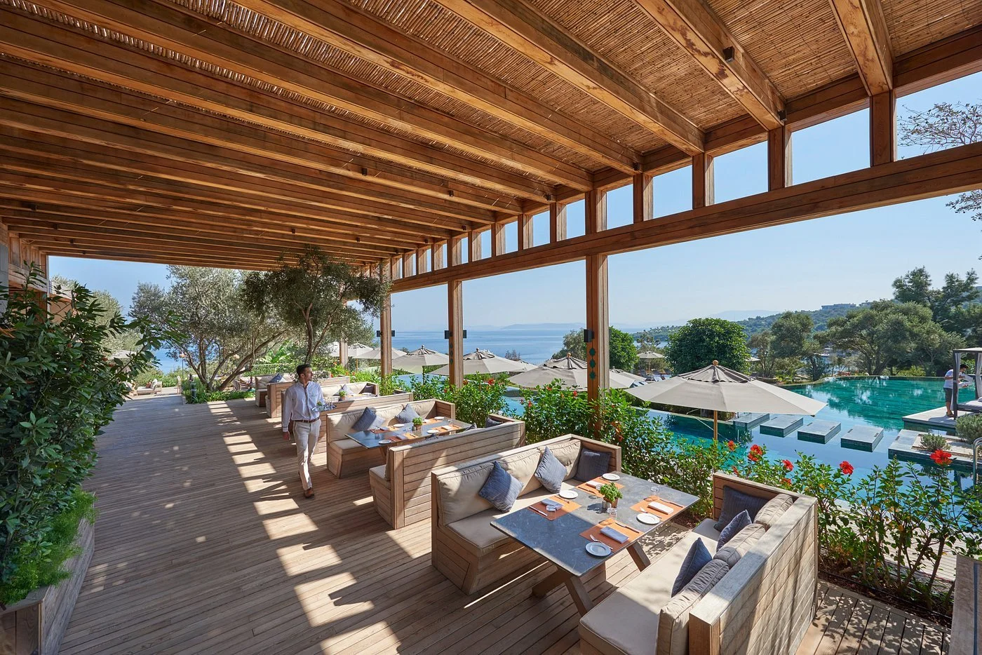 pool-bar-resturant.jpg