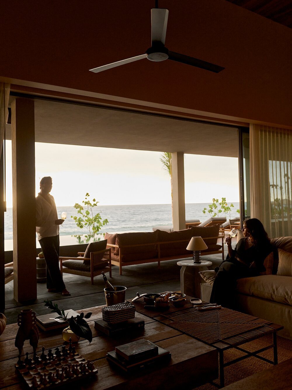 canalan-beachfront-villaee.jpg