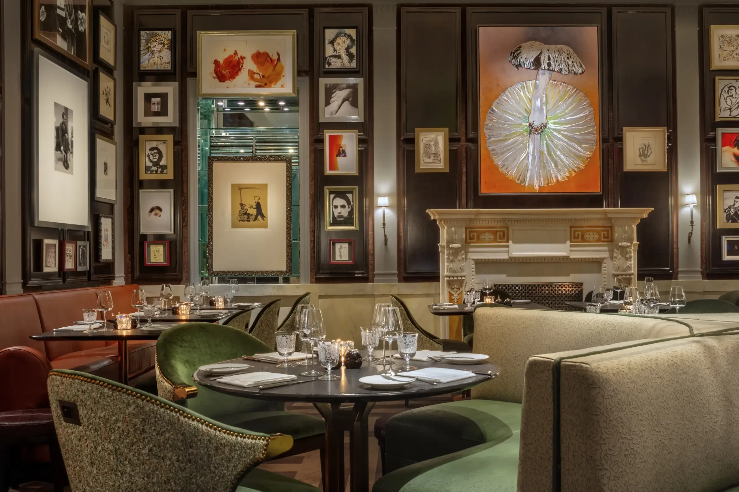 104725-root-restaurants-bars-dowlings-at-the-carlyle-restaurant.webp