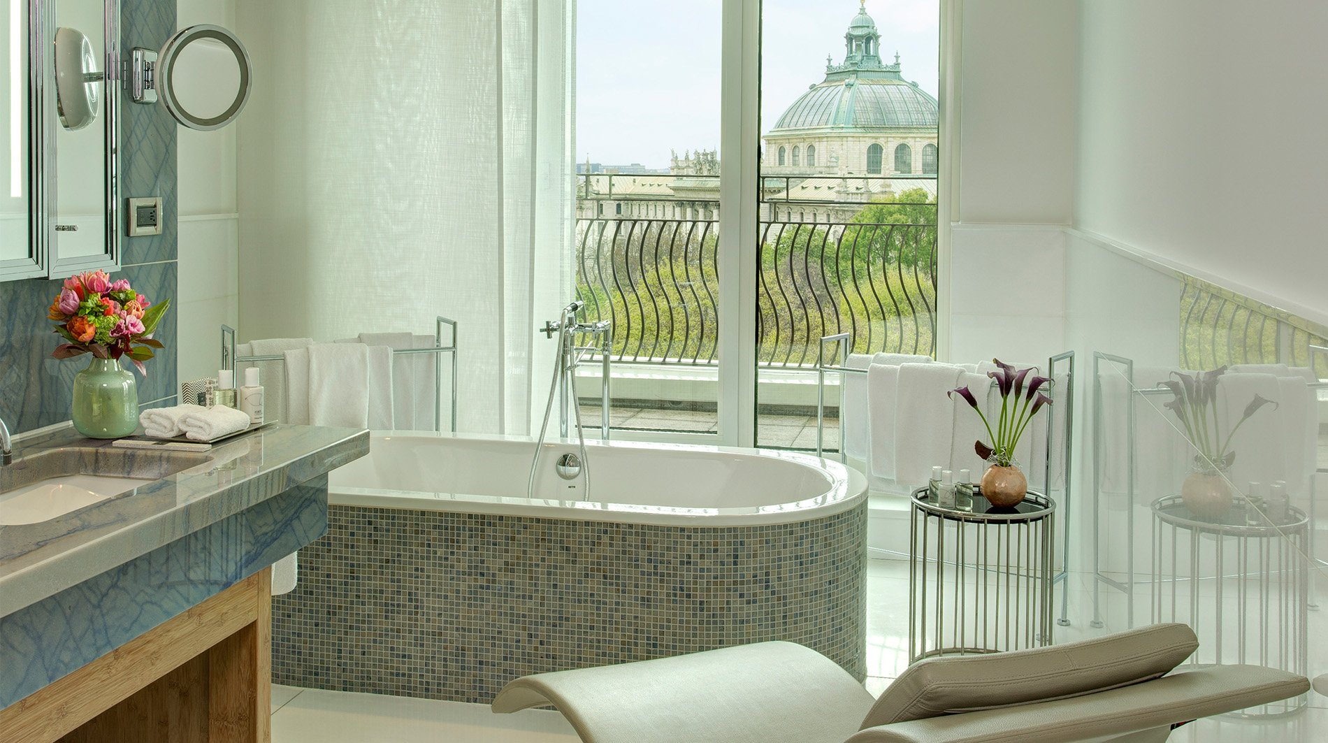 the-charles-hotel-a-rocco-forte-hotel-Monforte-Suite-3.jpg