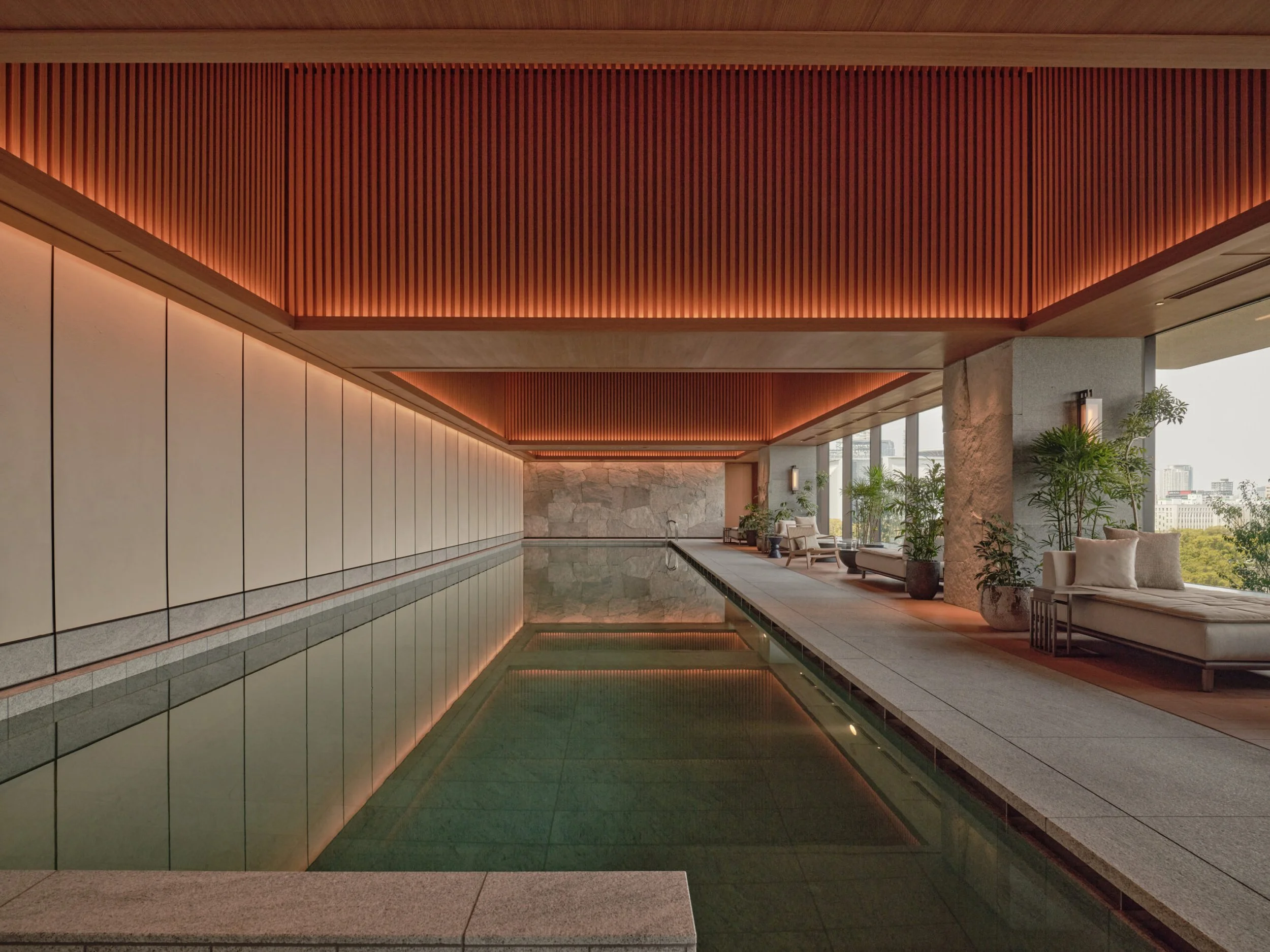 40-indoor-swimming-pool.jpg