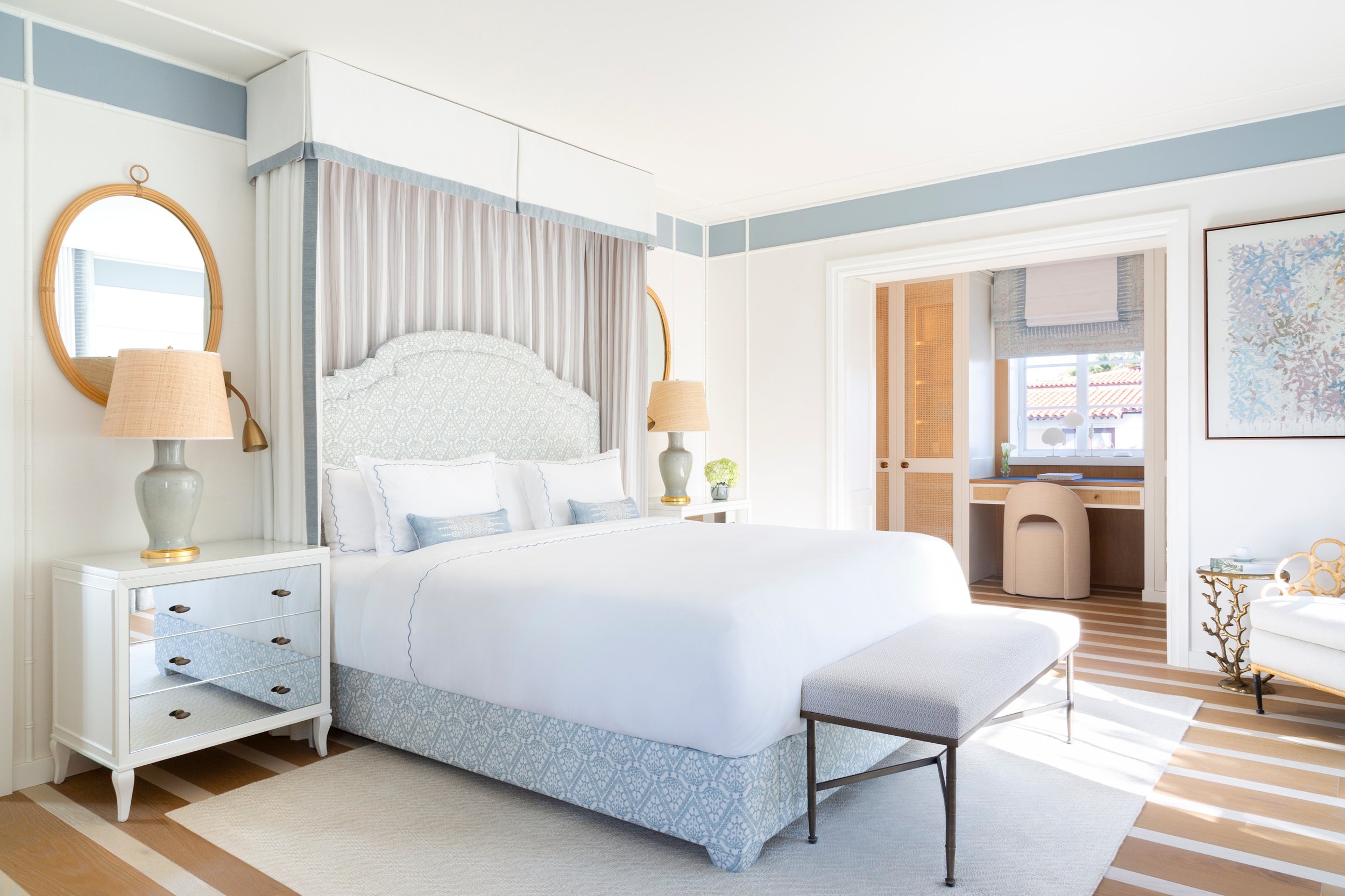 14-presidential-suite-bedroom.jpg