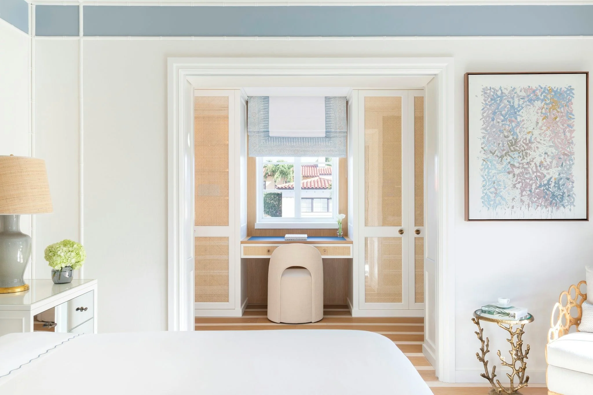 16-presidential-suite-bedroom-and-bathroom-doorway.jpg