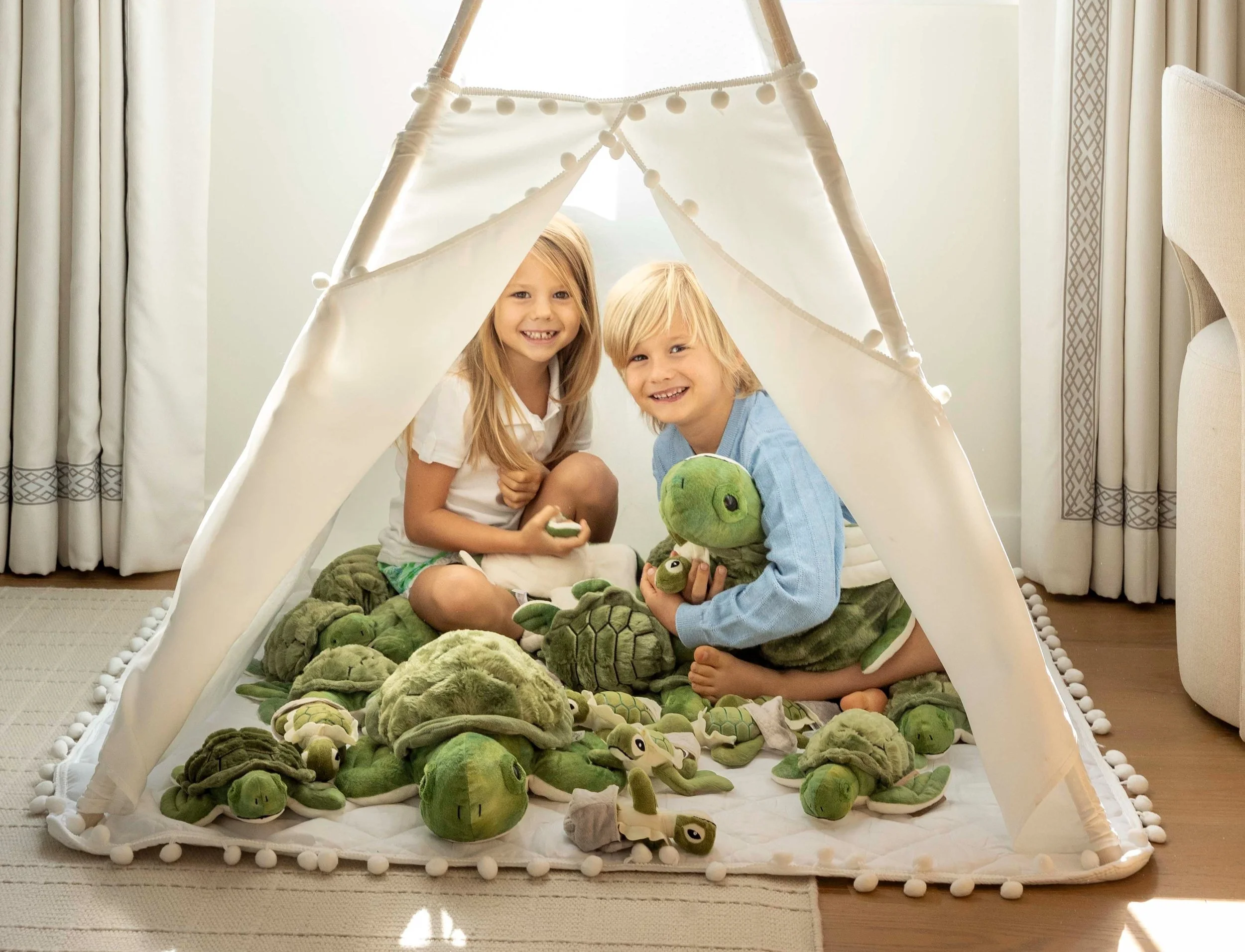 35-children-and-an-in-room-play-tent.jpg