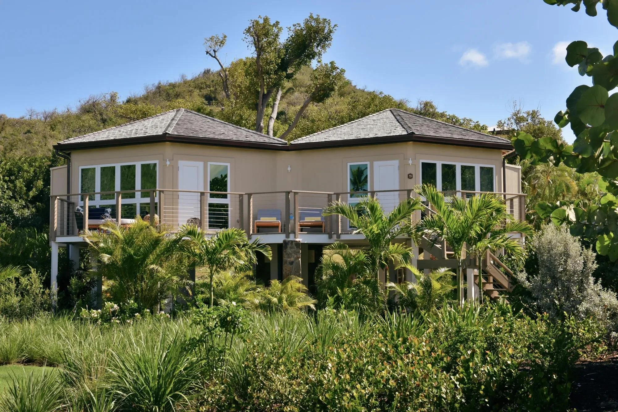 13-tree-house-suite-exterior.jpg