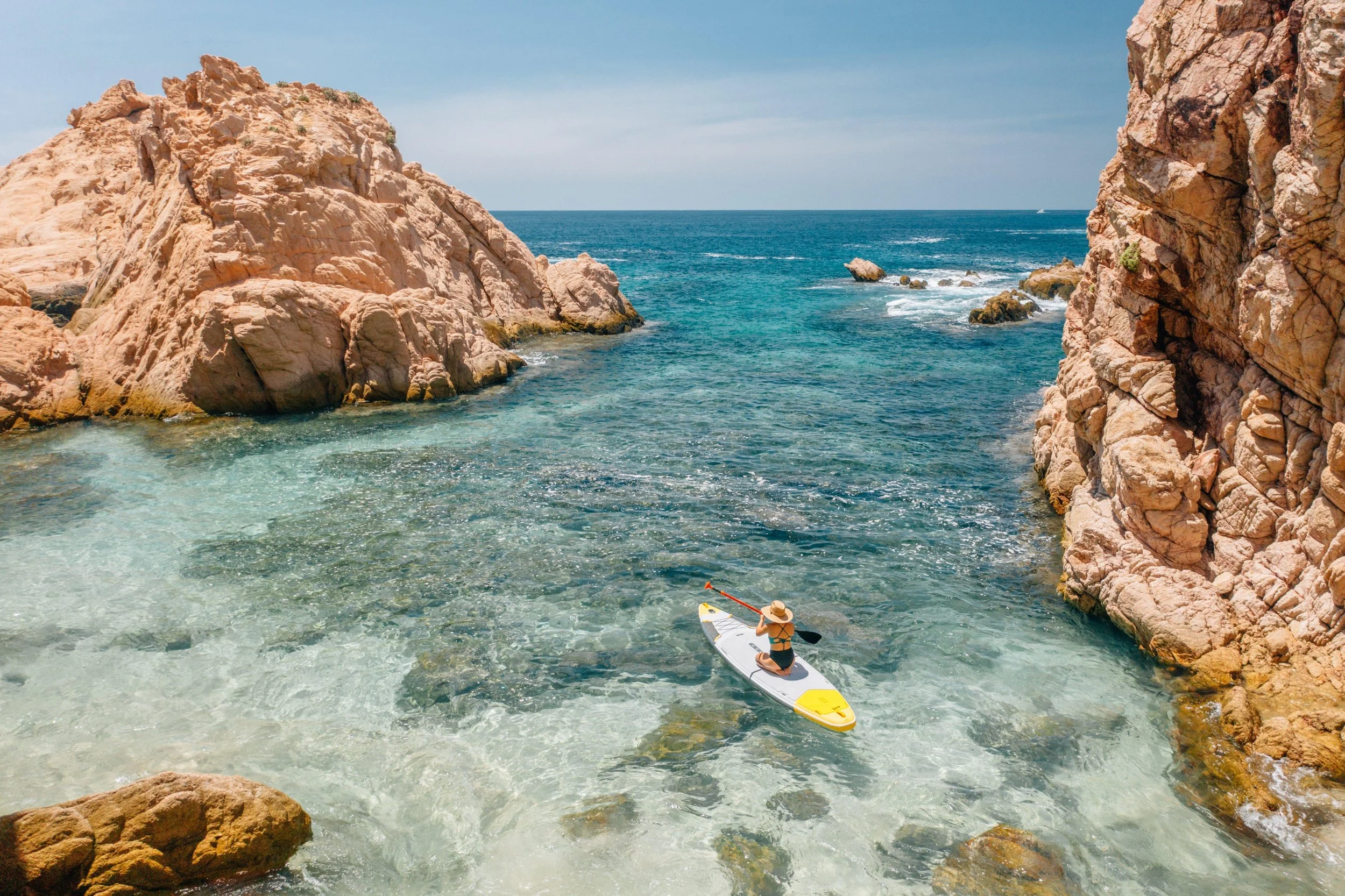 45-los-cabos-rocky-coastline.jpg