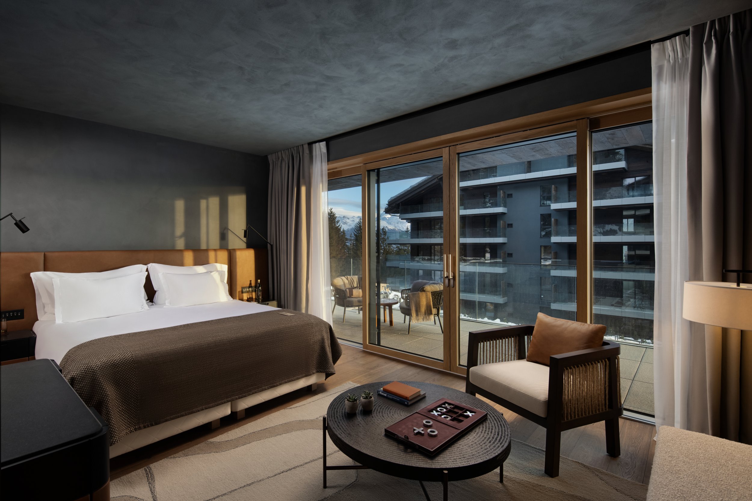 13-three-bedroom-terrace-suite-bedroom.jpg
