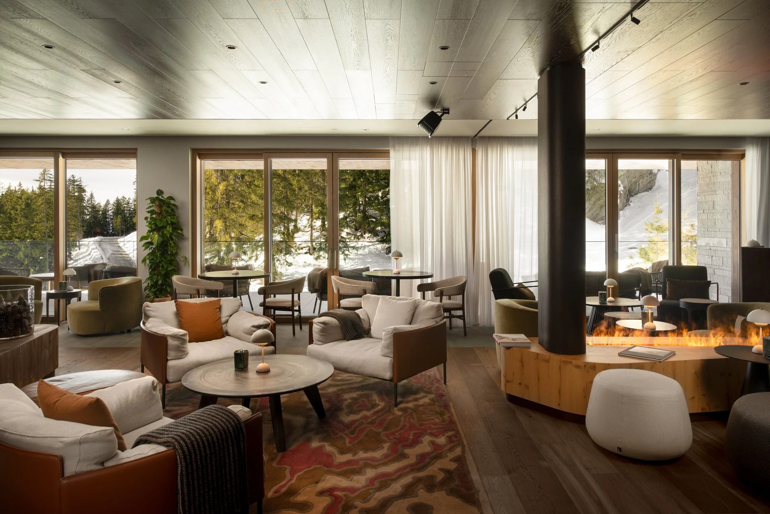 27-ora-lounge-seating.jpg