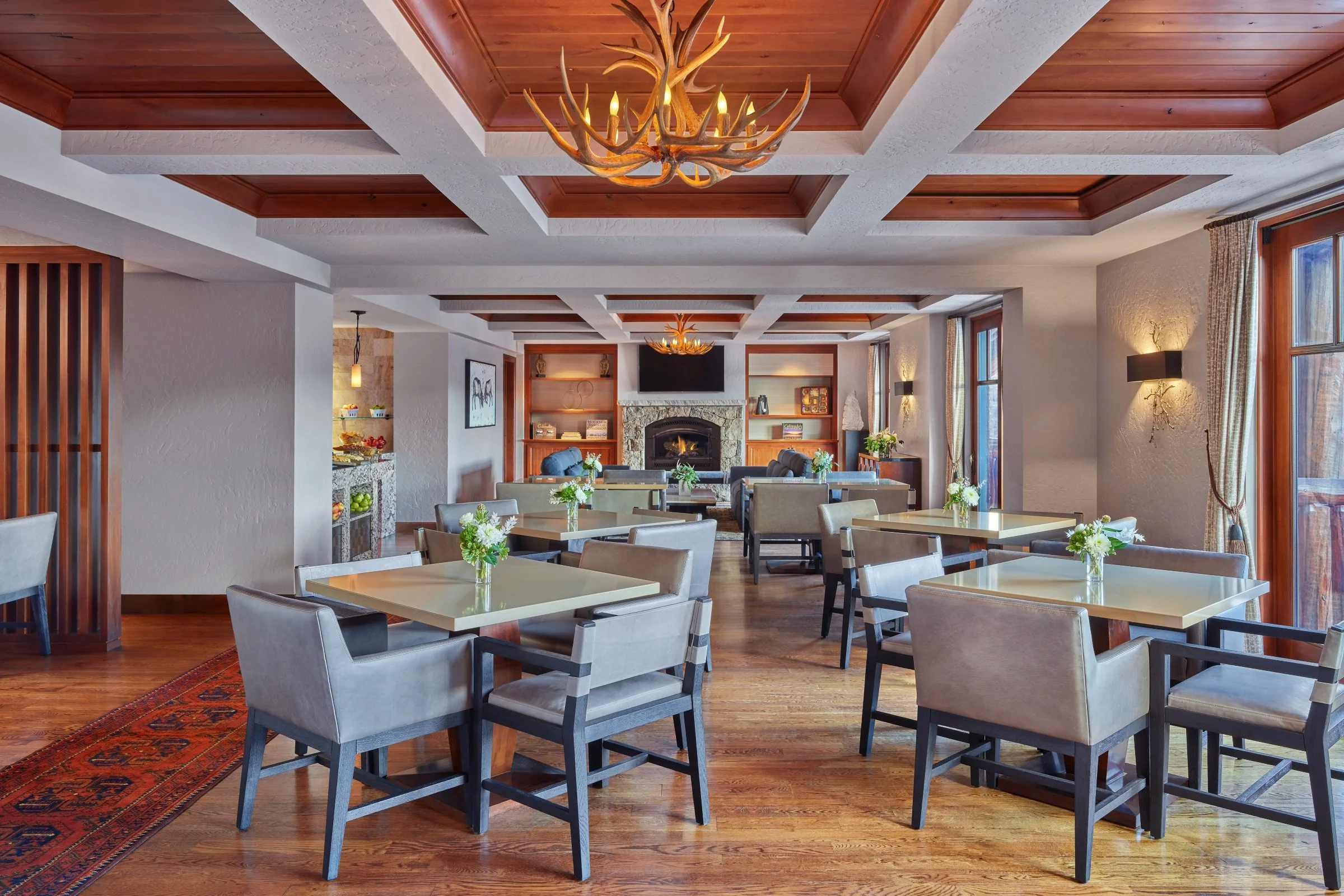 22-club-lounge-seating-and-fireplace.jpg