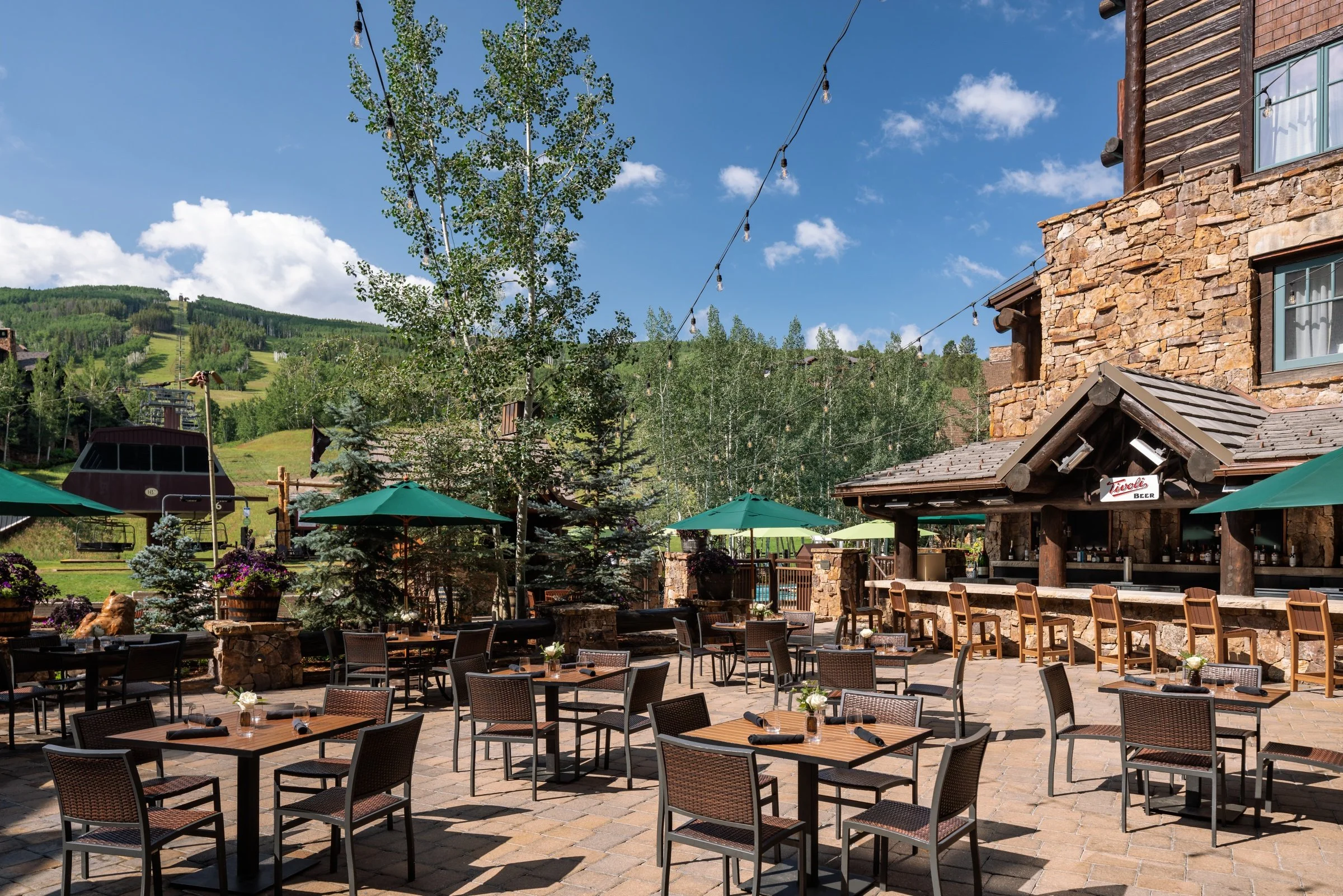 34-summer-dining-with-slope-views.jpg