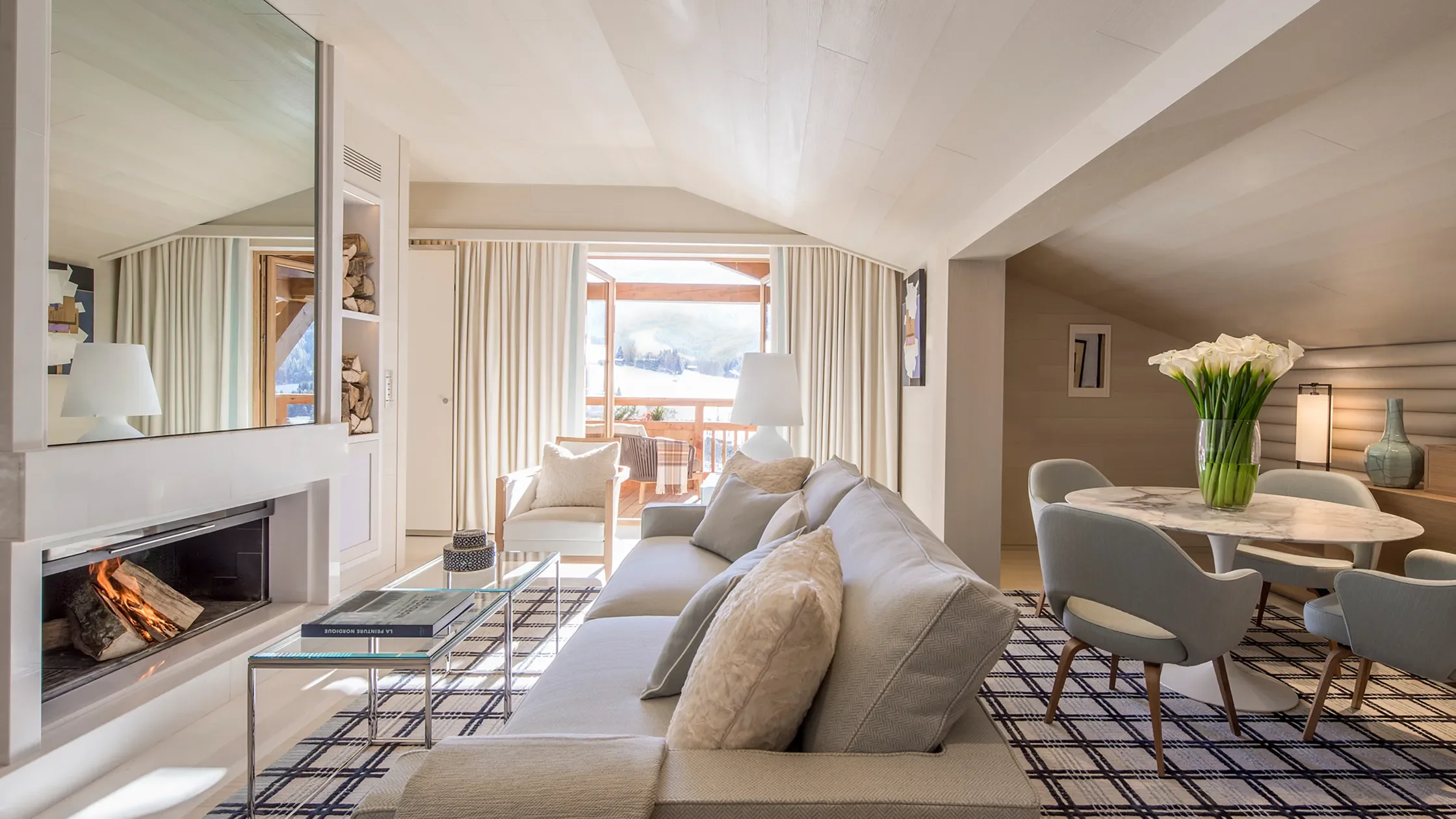 Suite-Rochebrune-Four-Seasons-Megeve-October-2025-PR-Global.jpg.webp