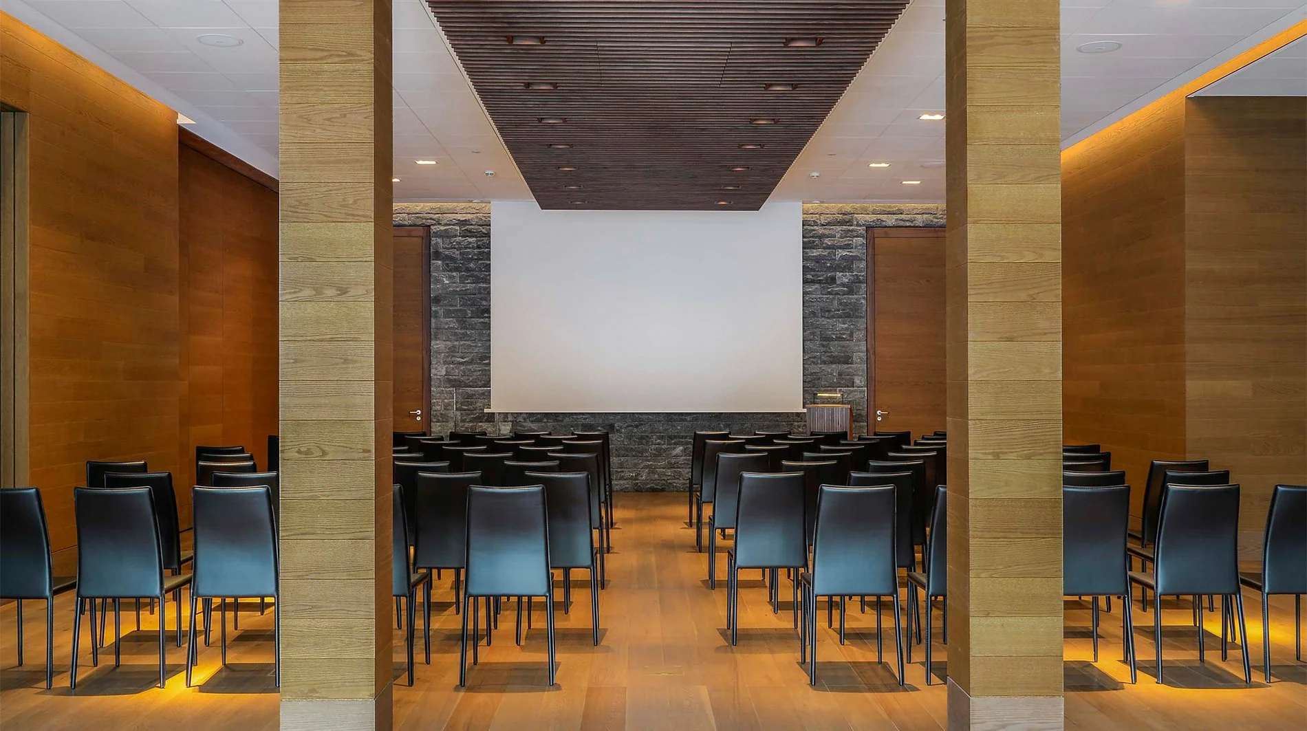 the-chedi-andermatt-gotthard-meeting-eoom.jpg