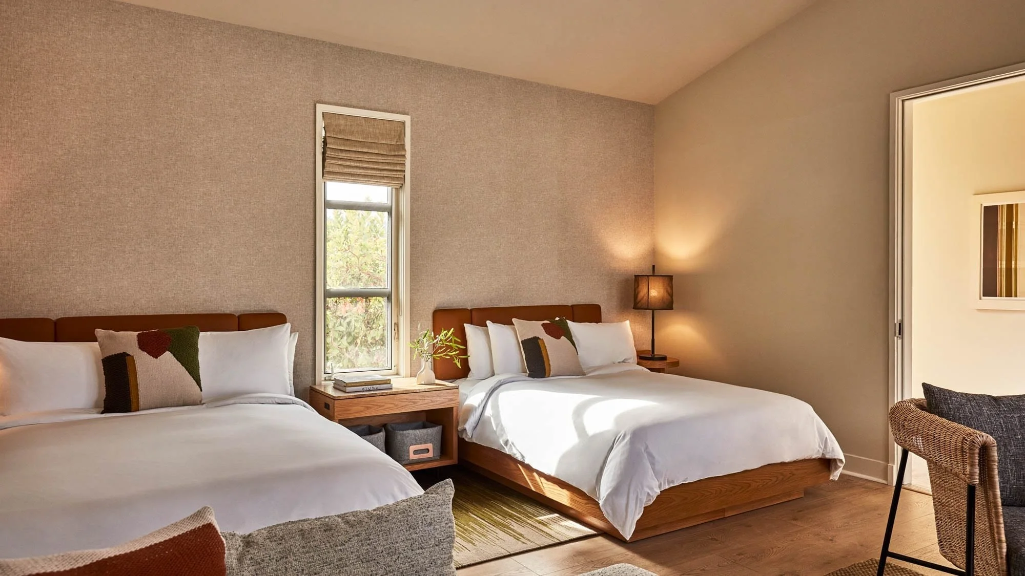 08-Two-queen-studio-accommodation.jpg
