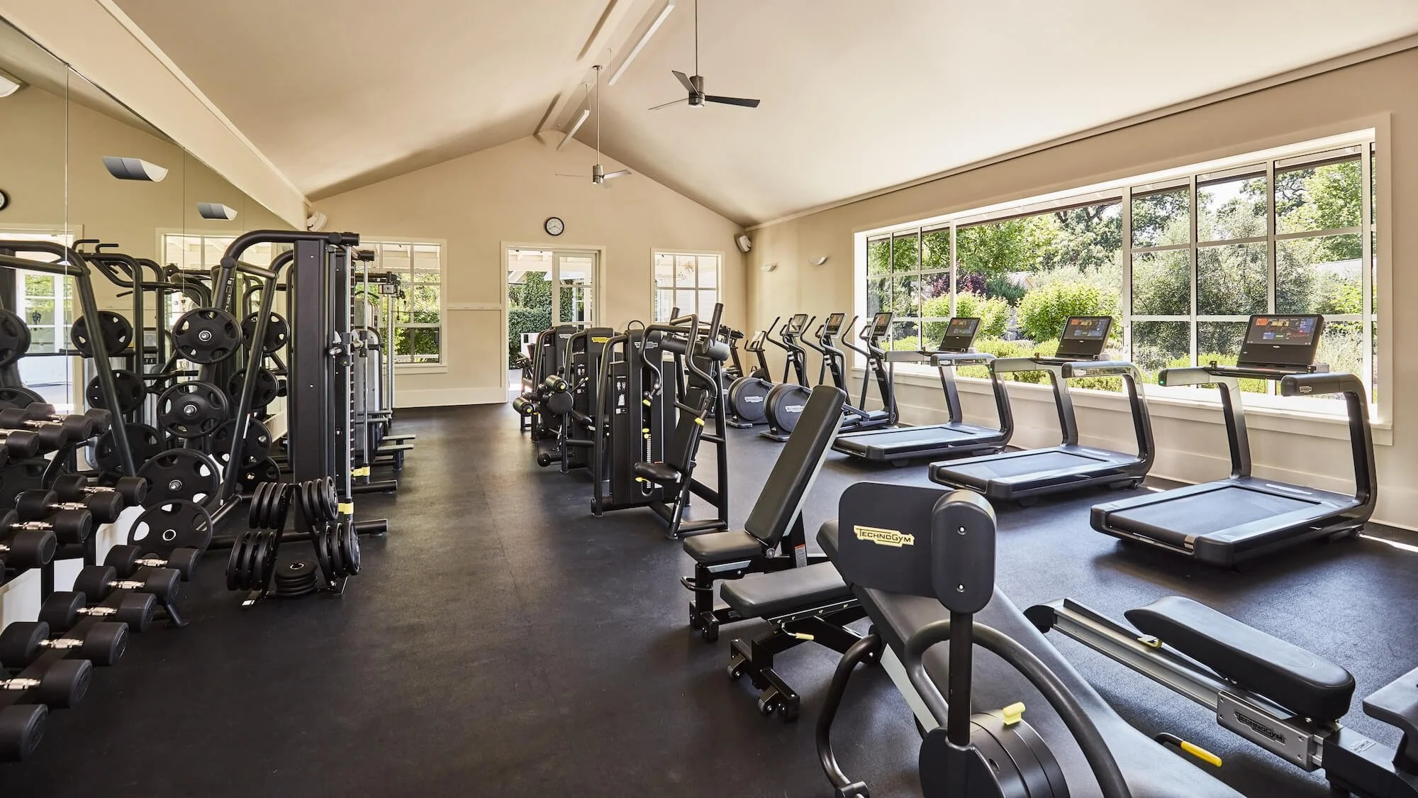 28-The-resort-fitness-center.jpg