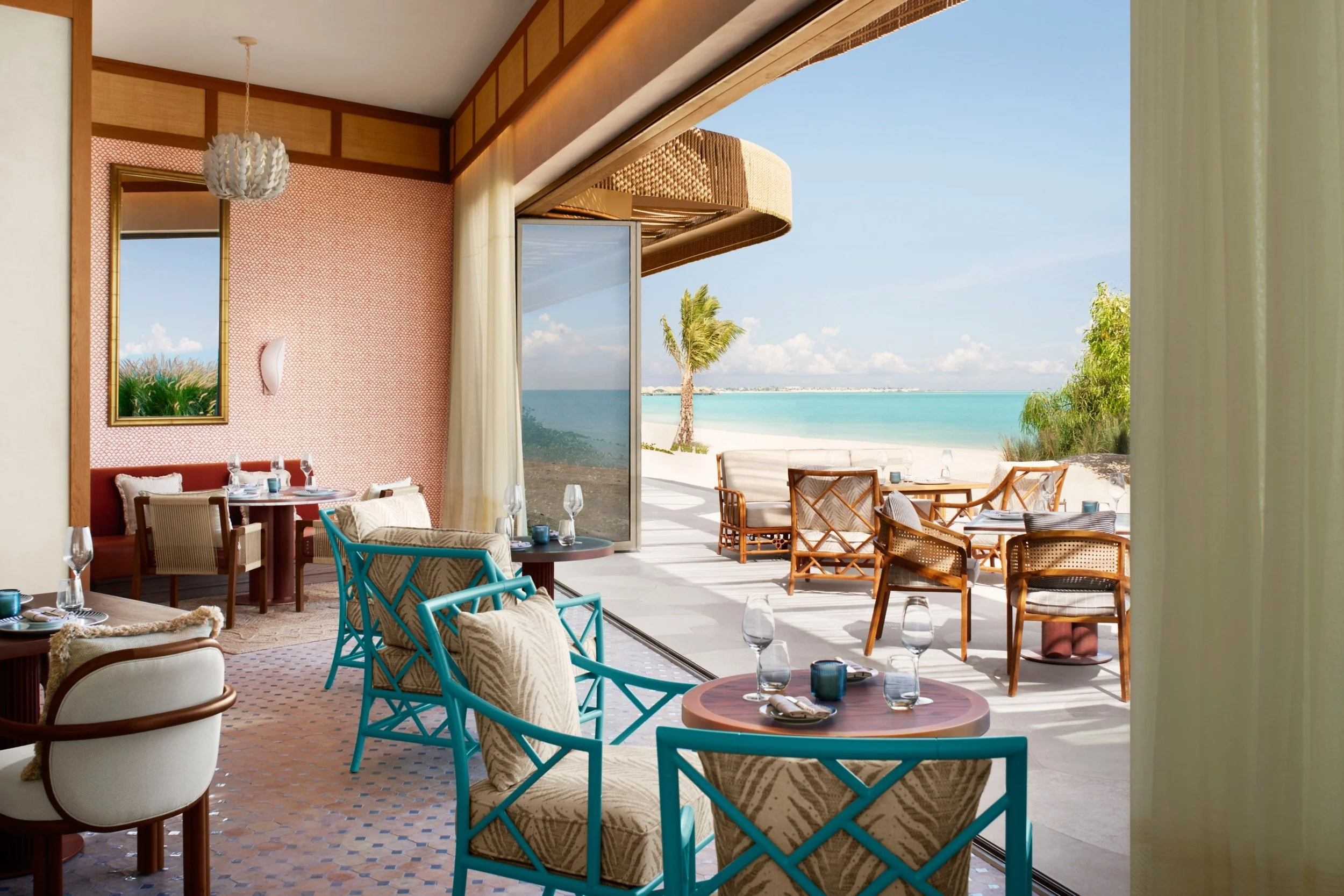 18-tabrah-indoor-and-outdoor-seating.jpg