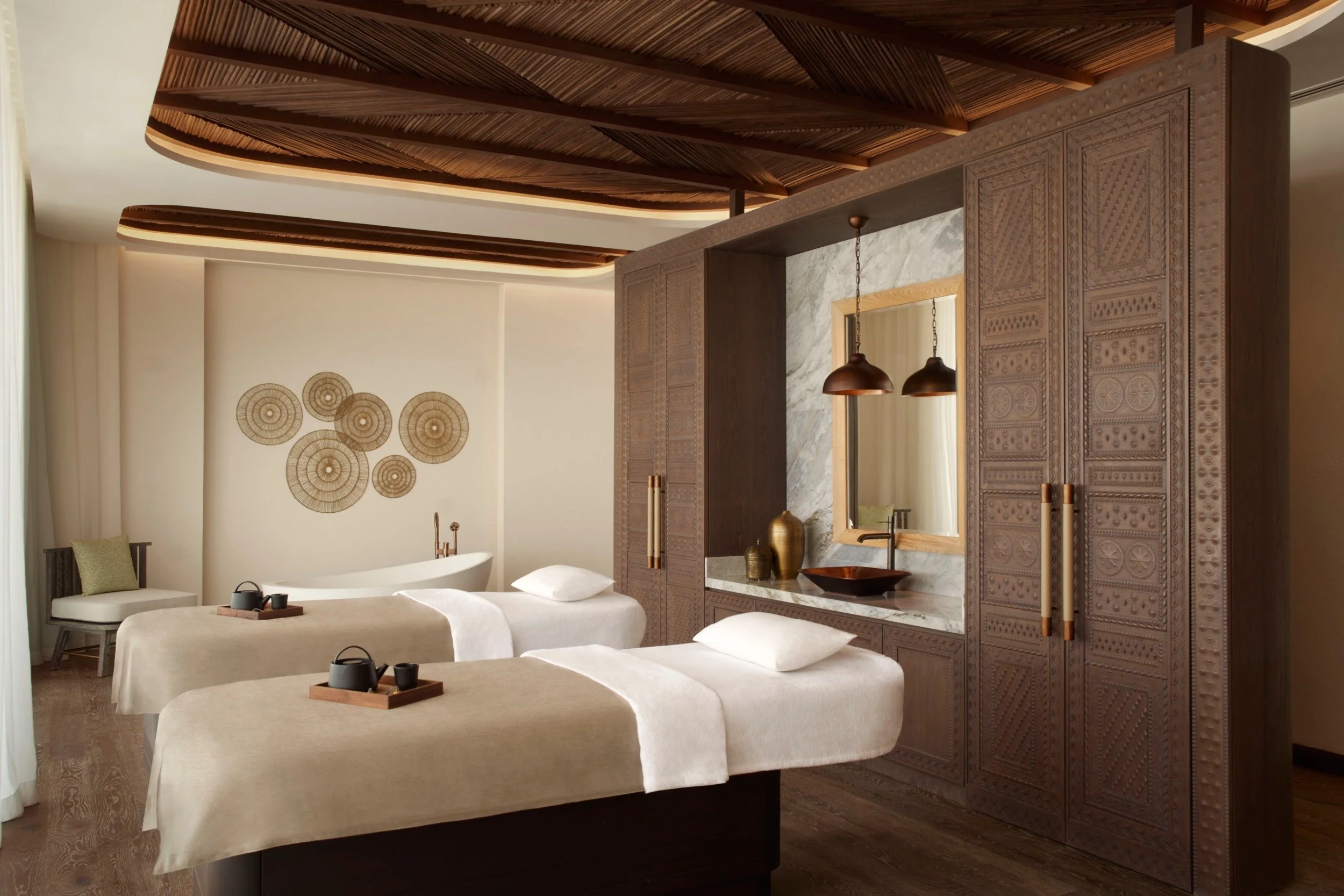25-neyrah-spa-royal-treatment-room.jpg