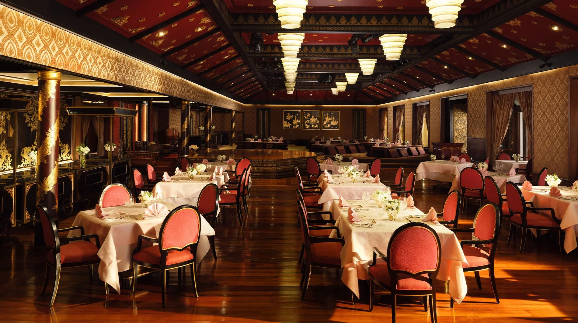 15-bangkok-dine-sala-rim-naam.jpg