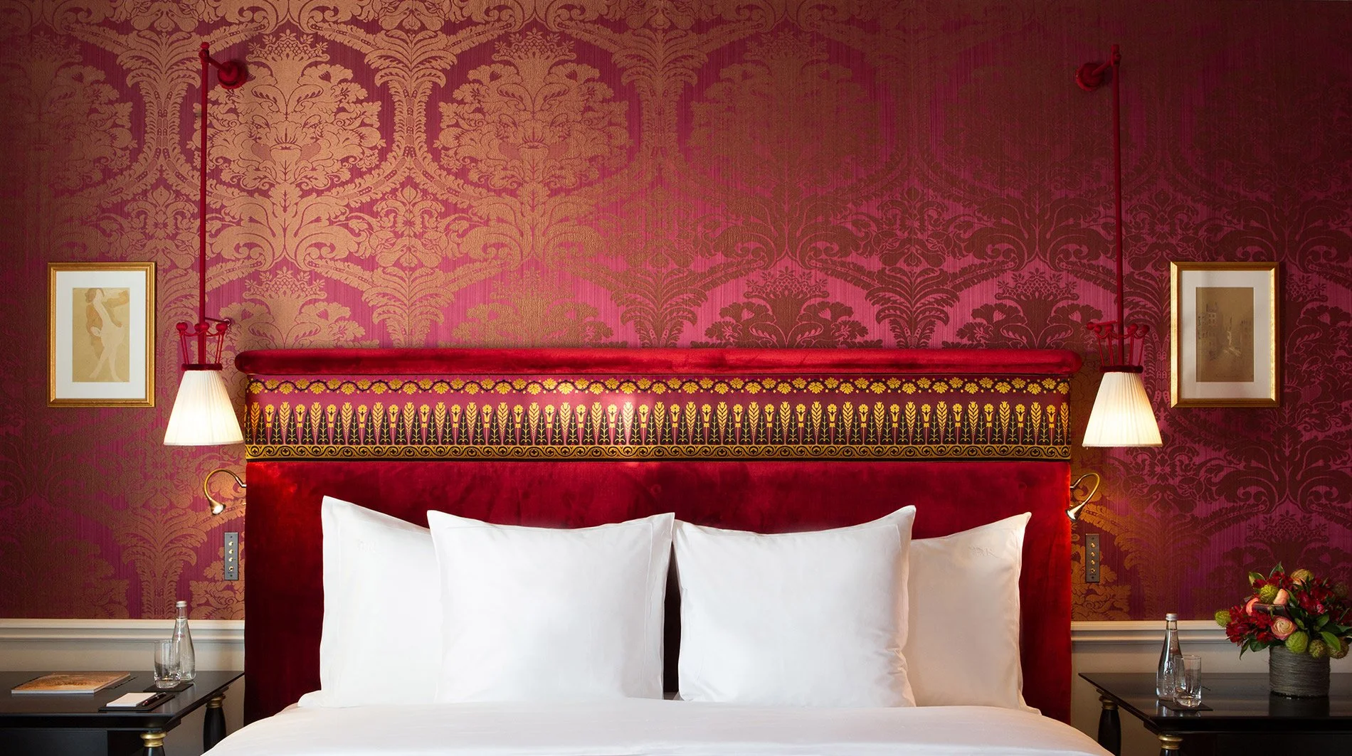 La-Reserve-Paris-red-bed.jpg