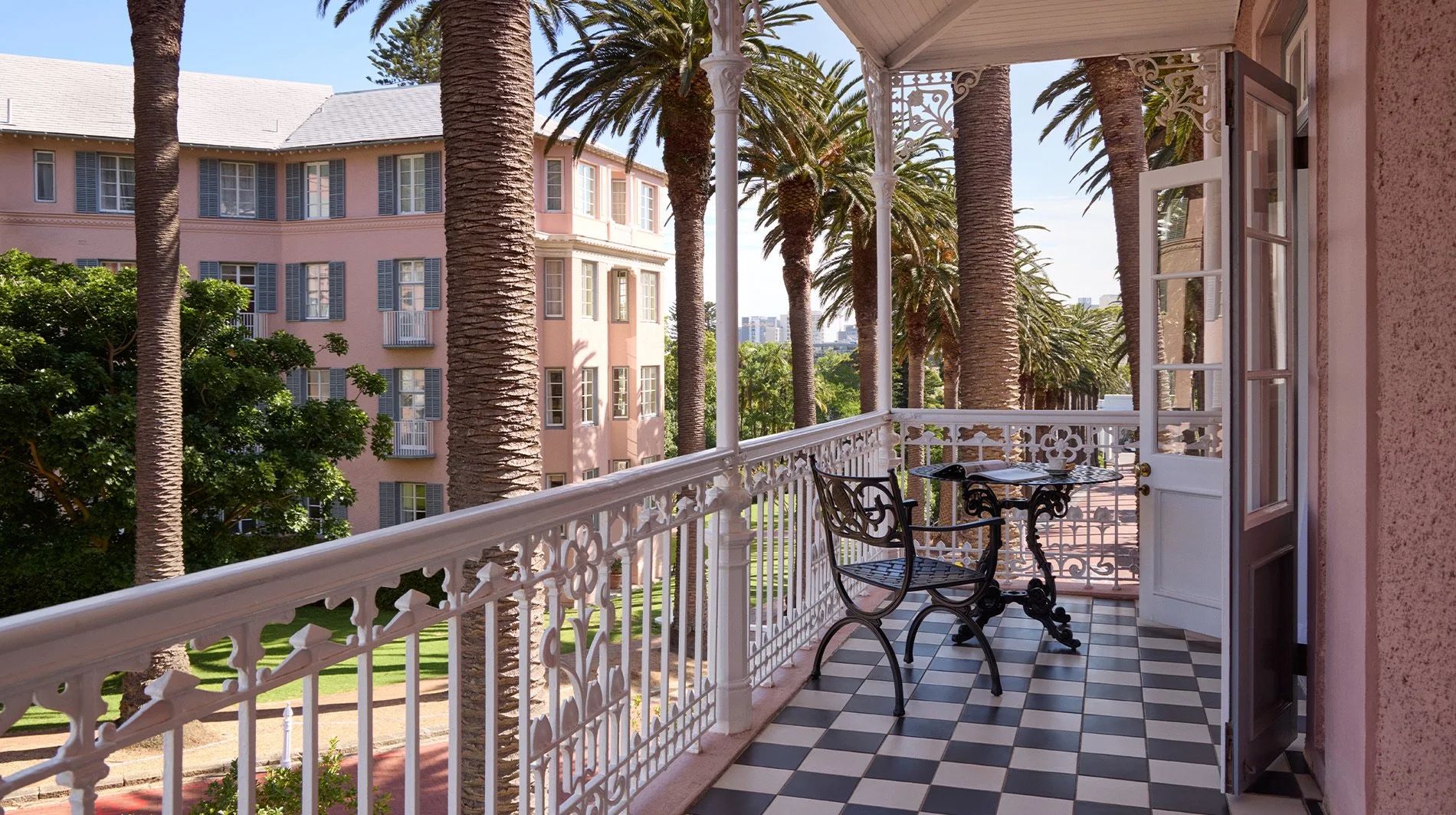 belmond-mount-nelson-deluxe-studio.jpeg