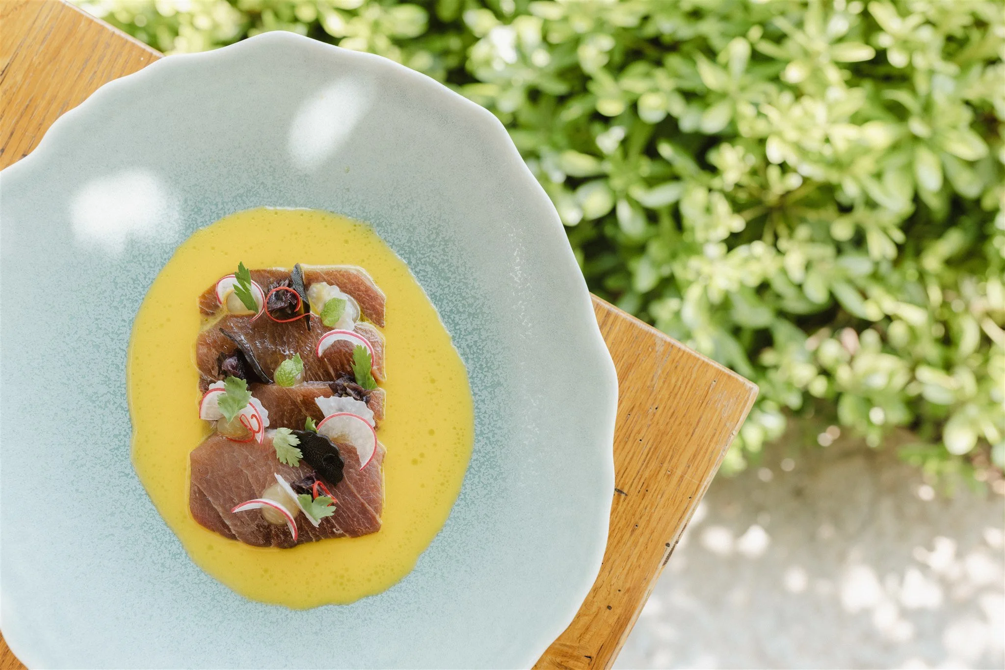 15-seasonal-plated-dish-presented-in-the-gardens.jpg