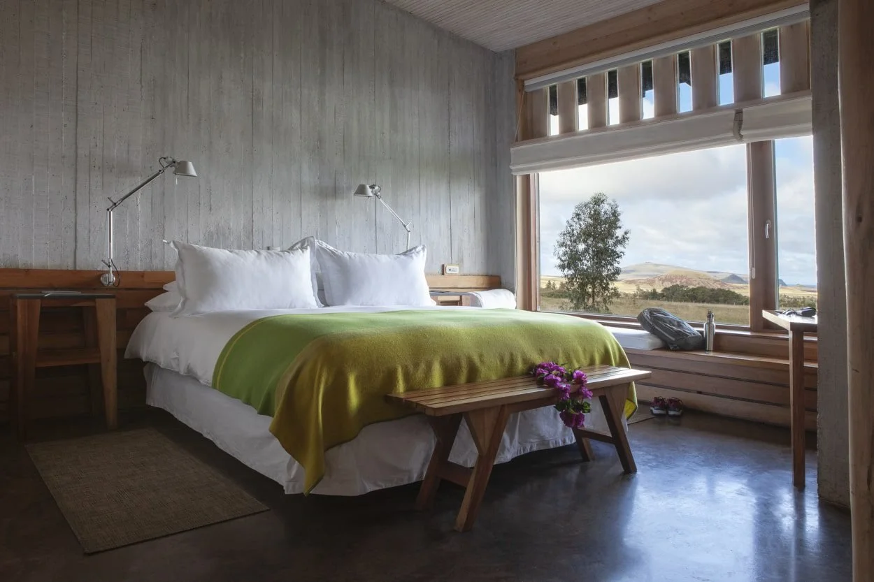 29-varua-room-in-king-bed-configuration.jpg