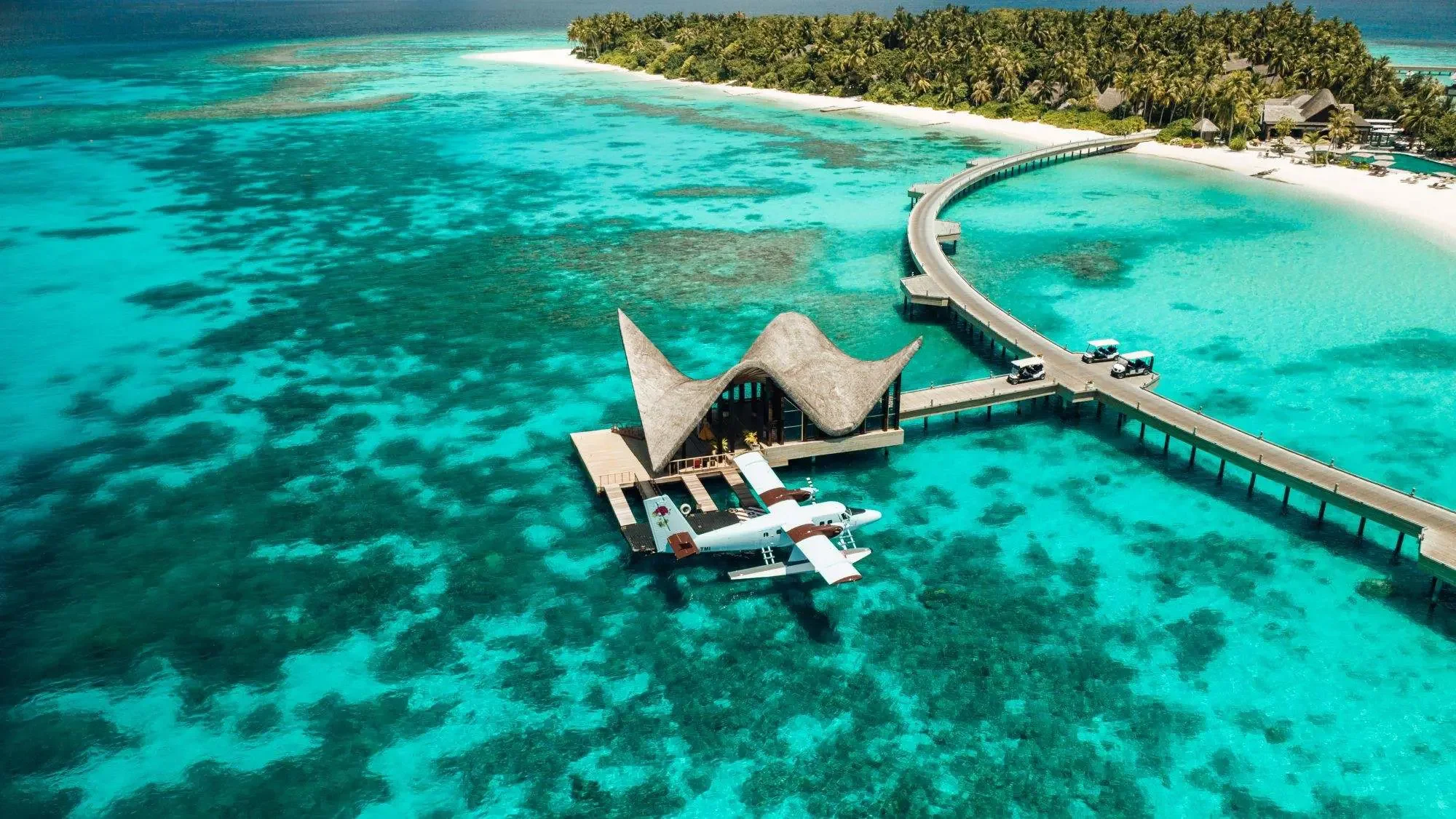 island-drone.jpgder.webp