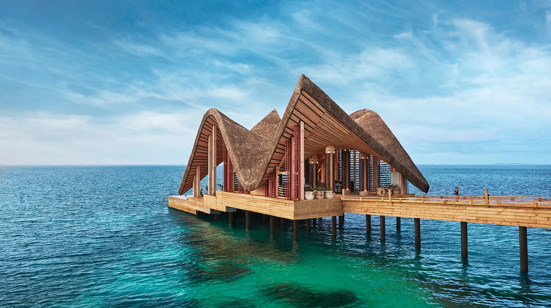 joali-maldives-arrival-jetty.jpg